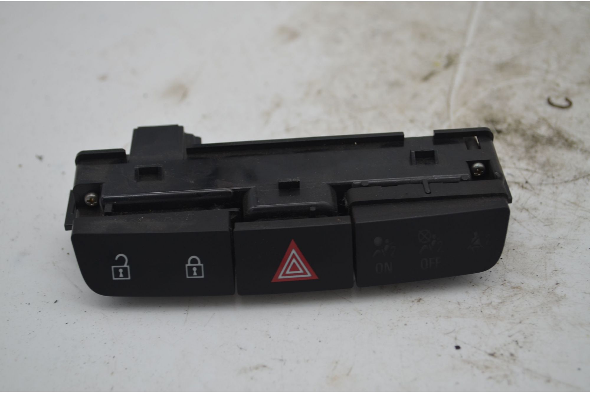 Pulsantiera Quattro Frecce Opel Insignia A Dal 2008 al 2017 Cod 13324594  1747399442781
