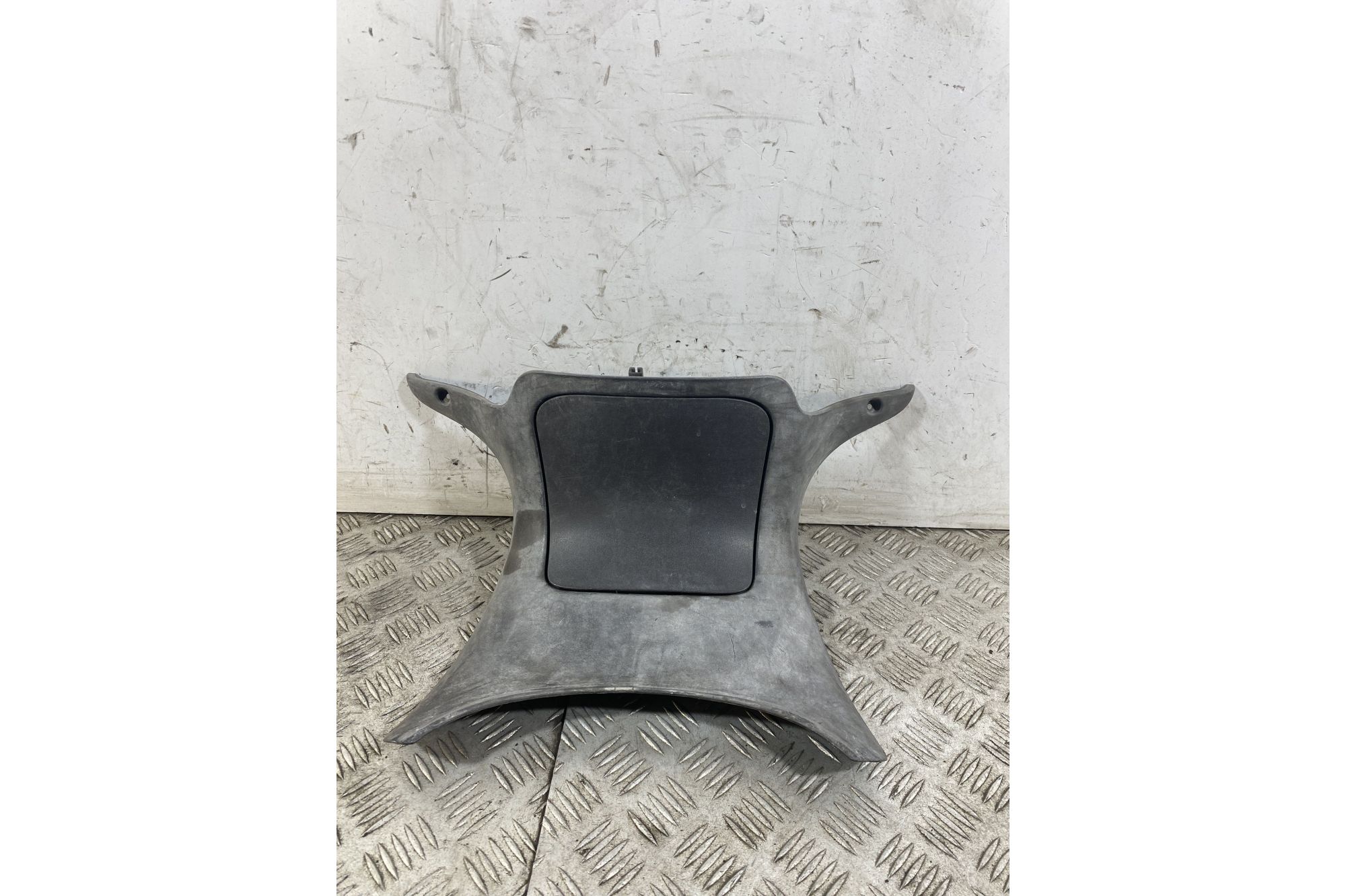 Carena Tappo Ispezione Piaggio Beverly 500 dal 2002 al 2006  1747402889572