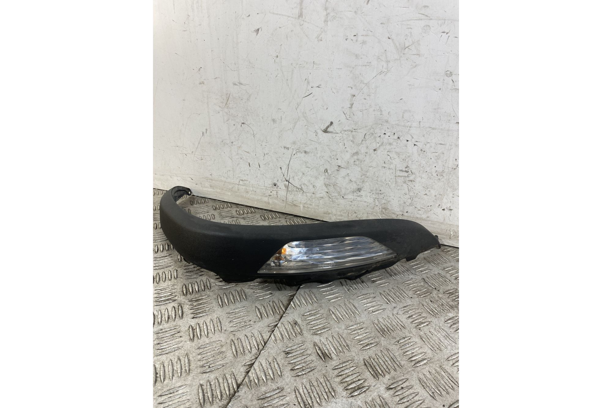 Carena Fianchetto Anteriore Con Freccia Sinistro SX Piaggio MP3 250 Dal 2006 Al 2011  1747403816676