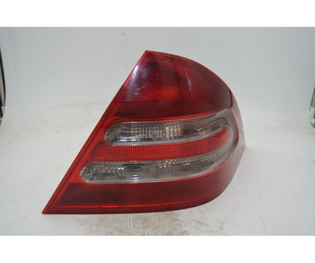 Fanale Stop Posteriore DX Mercedes Classe C W203 Dal 2000 al 2007 Cod A2038202064 1747641326647 Fanale Stop Posteriore DX Mercedes Classe C W203 Dal 2000 al 2007 Cod A2038202064 1747641326647