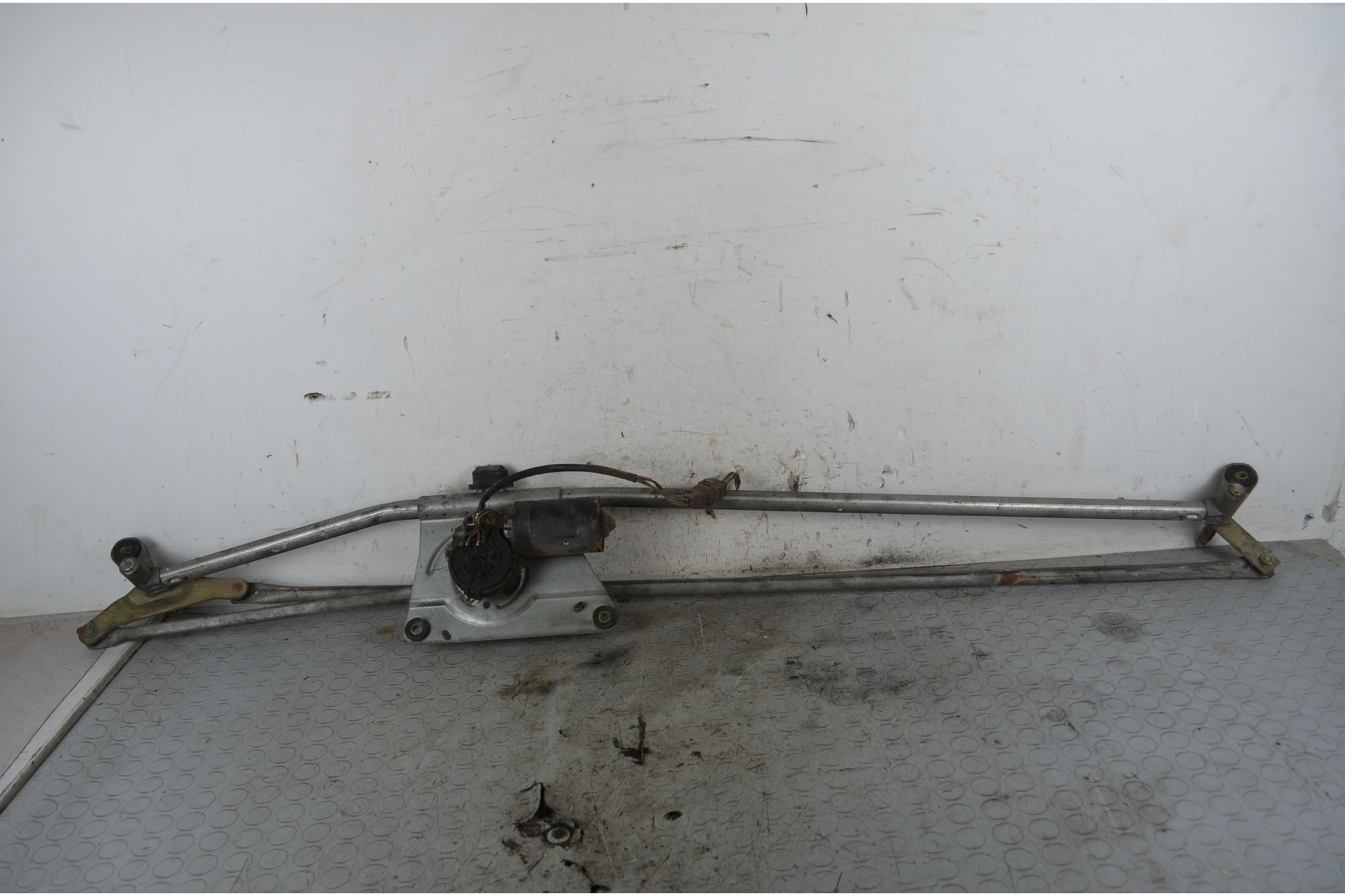 Motorino tergicristalli anteriore Citroen Xsara Picasso Dal 1999 al 2010 Cod 3397020573  1747651469921