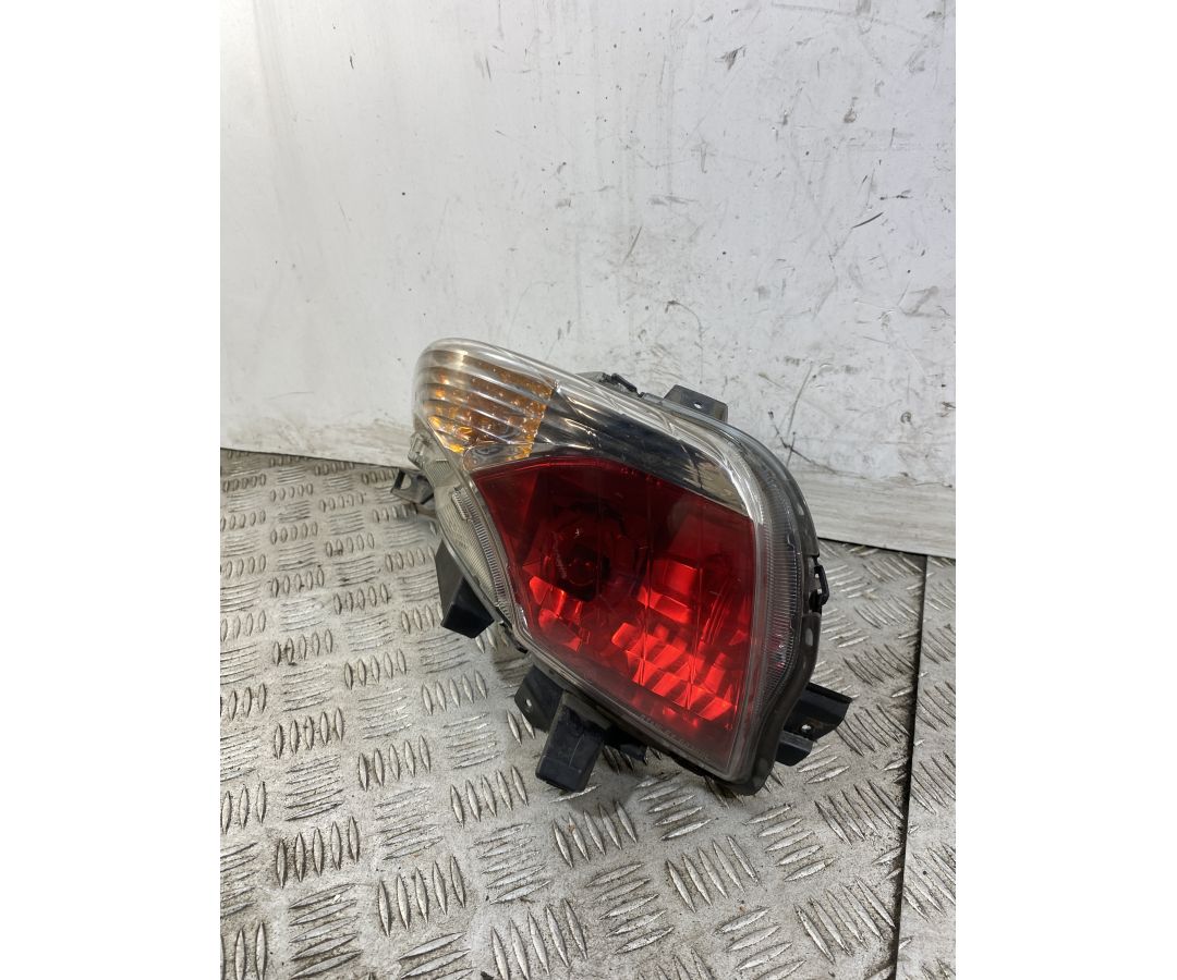 Fanale Stop Posteriore Sinistro SX Honda SW-T 400 / 600 dal 2008 al 2016 1747652529716 Fanale Stop Posteriore Sinistro SX Honda SW-T 400 / 600 dal 2008 al 2016 1747652529716