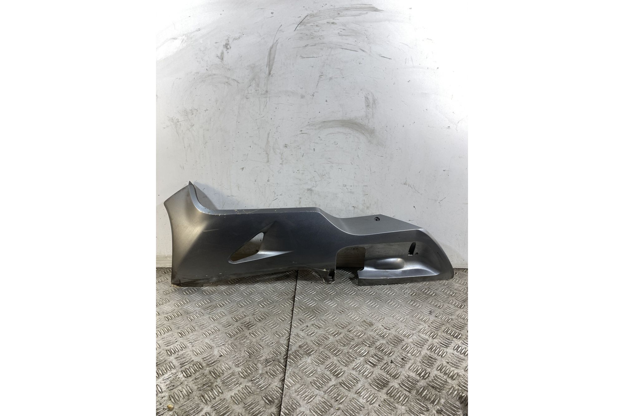 Carena Sottopedana Sinistro SX Honda SW-T 400 / 600 dal 2008 al 2016  1747660386820