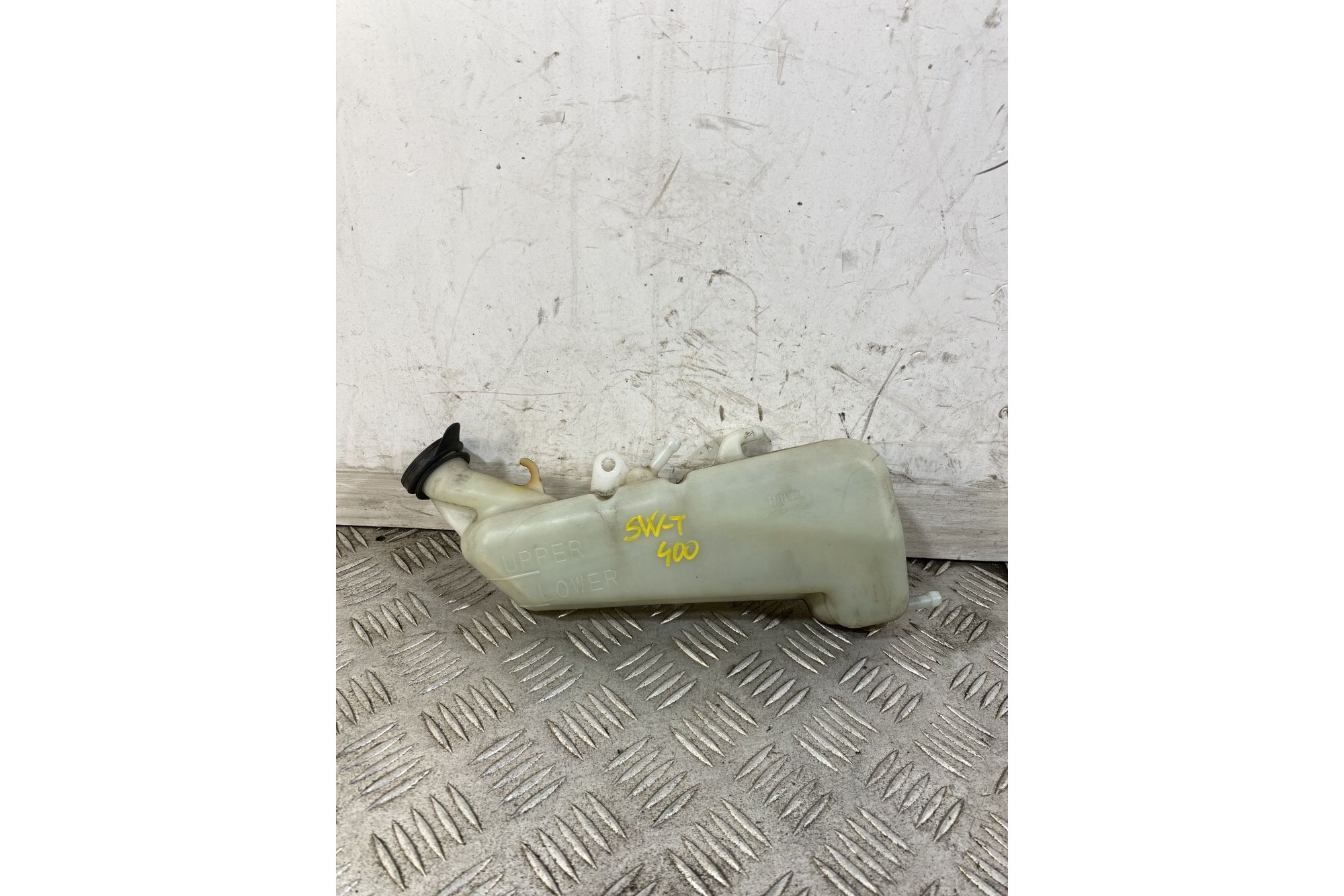 Vaschetta Acqua Honda SW-T 400 / 600 dal 2008 al 2016  1747661799124