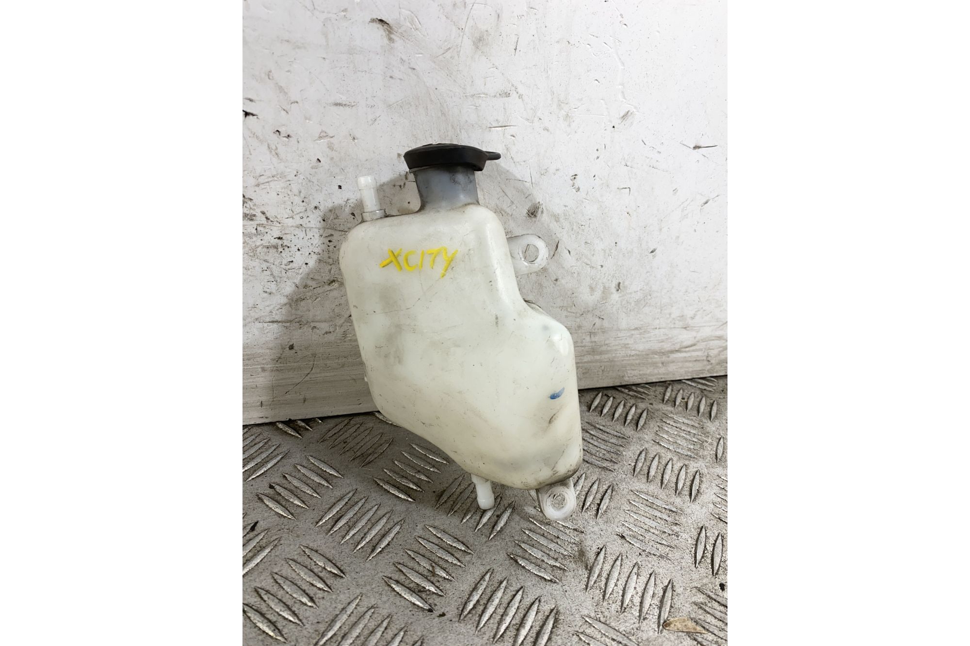 Vaschetta Acqua Yamaha X-City Xcity 250 dal 2006 al 2016  1747666441219