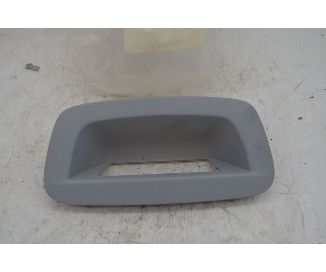 Maniglia Esterna Portellone Posteriore Opel Mokka Dal 2012 al 2019 Cod 42613009 1747724068174 Maniglia Esterna Portellone Posteriore Opel Mokka Dal 2012 al 2019 Cod 42613009 1747724068174