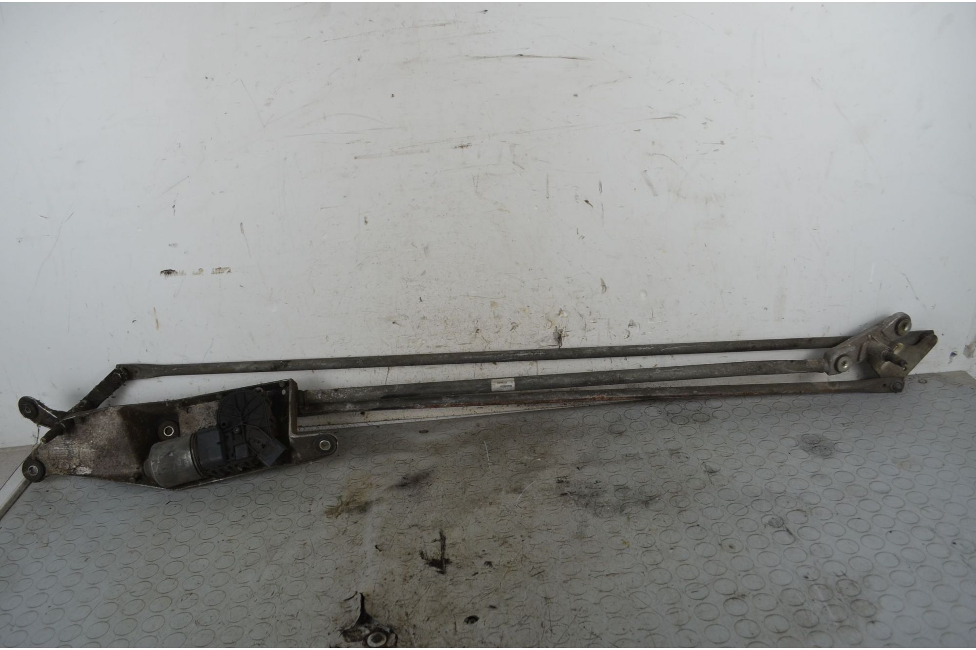 Motorino tergicristallo anteriore Renault Modus Dal 2004 al 2008 Cod 3397020635  1747732007288