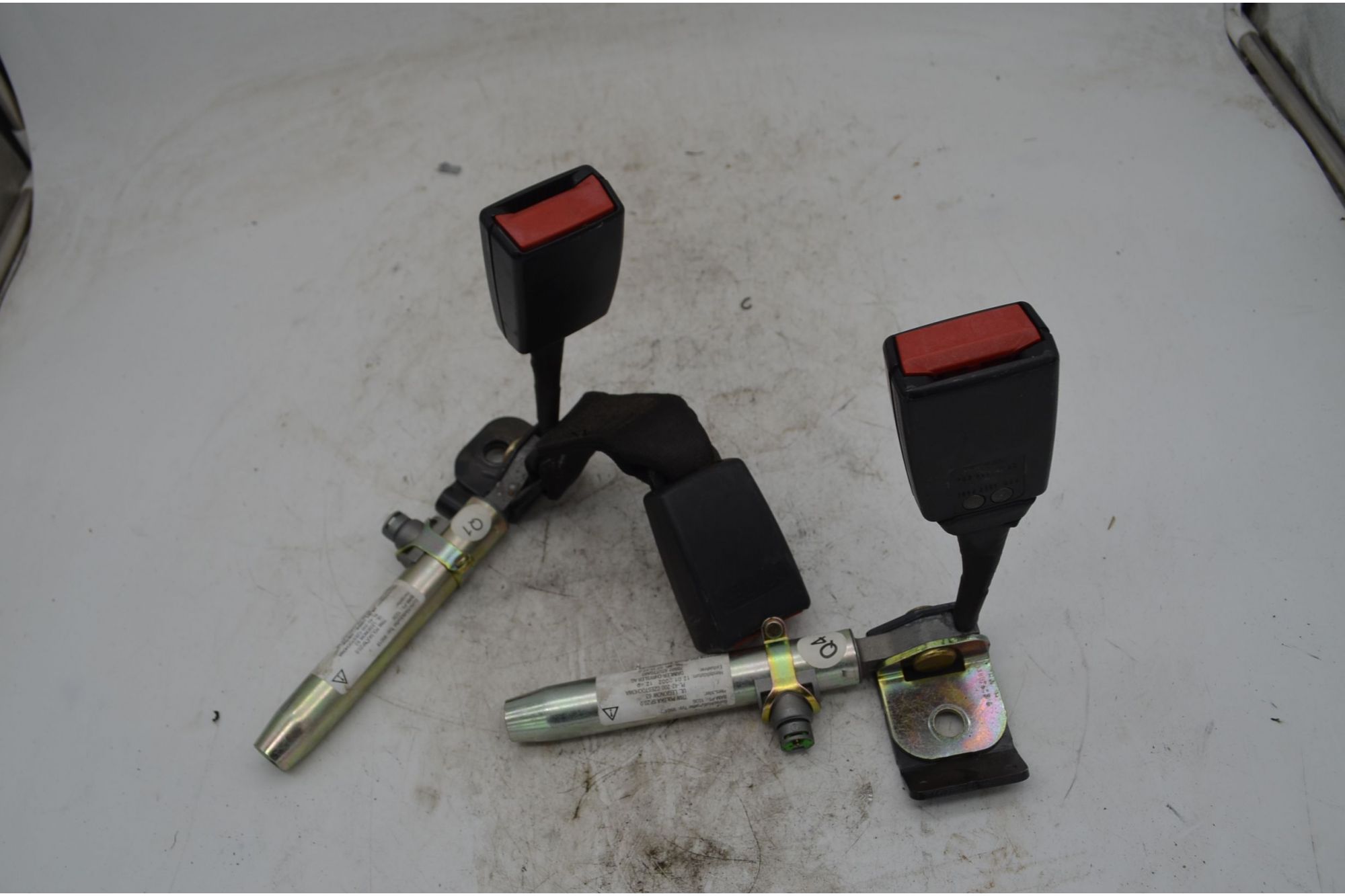 Fibbie cinture di sicurezza posteriori Mercedes Classe C W203 Dal 2000 al 2007 Cod 2038602069  1747733621094