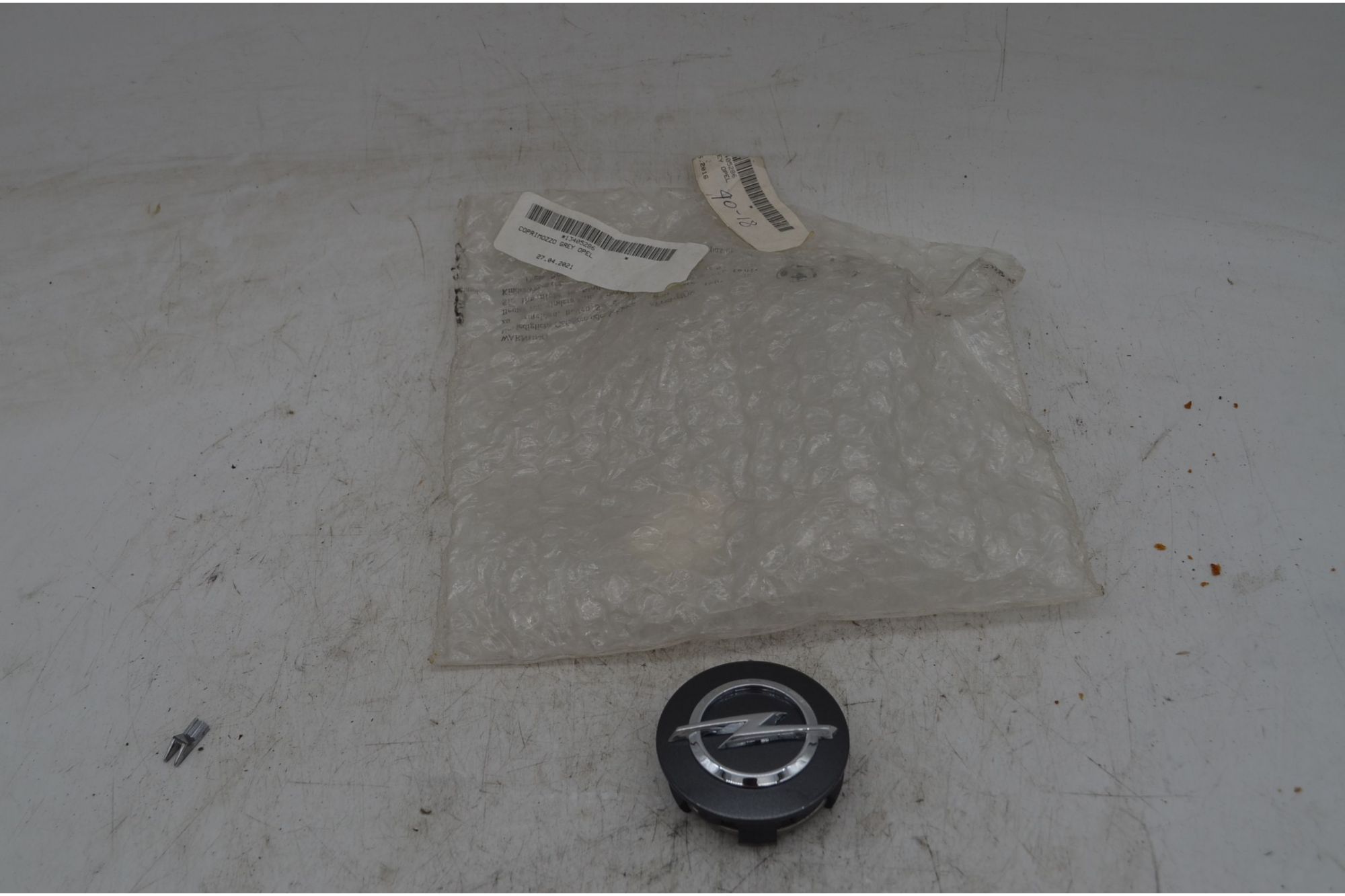 Borchia Coprimozzo Opel Astra K Dal 2015 al 2021 Cod 13405286  1747743786646