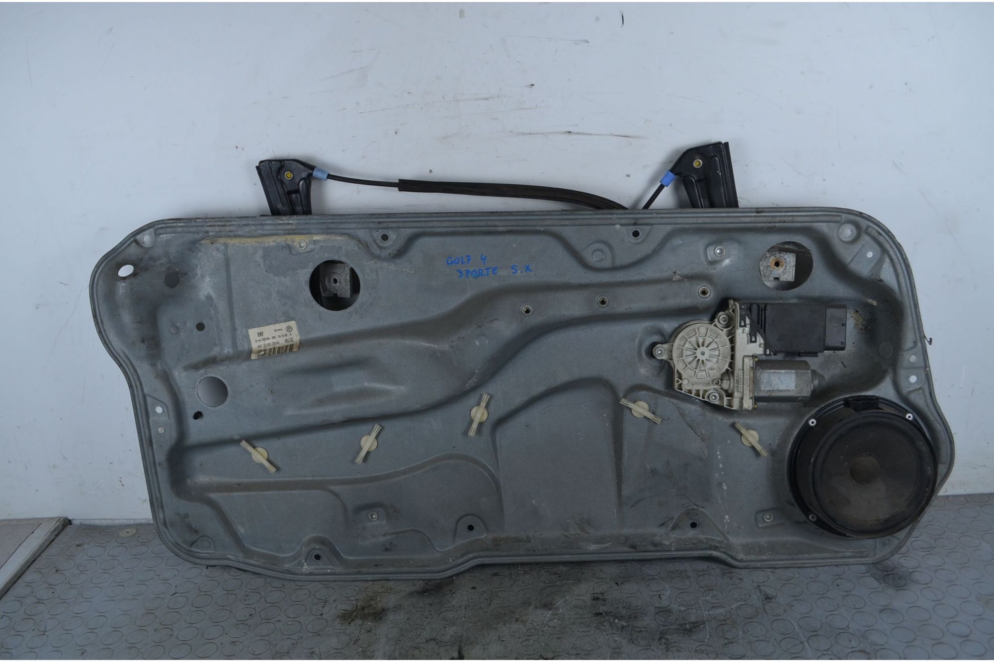 Motorino Alzacristalli Anteriore SX + Pannello Volkswagen Golf IV  Dal 1997 al 2007 Cod 1J3837461H  1747744693929
