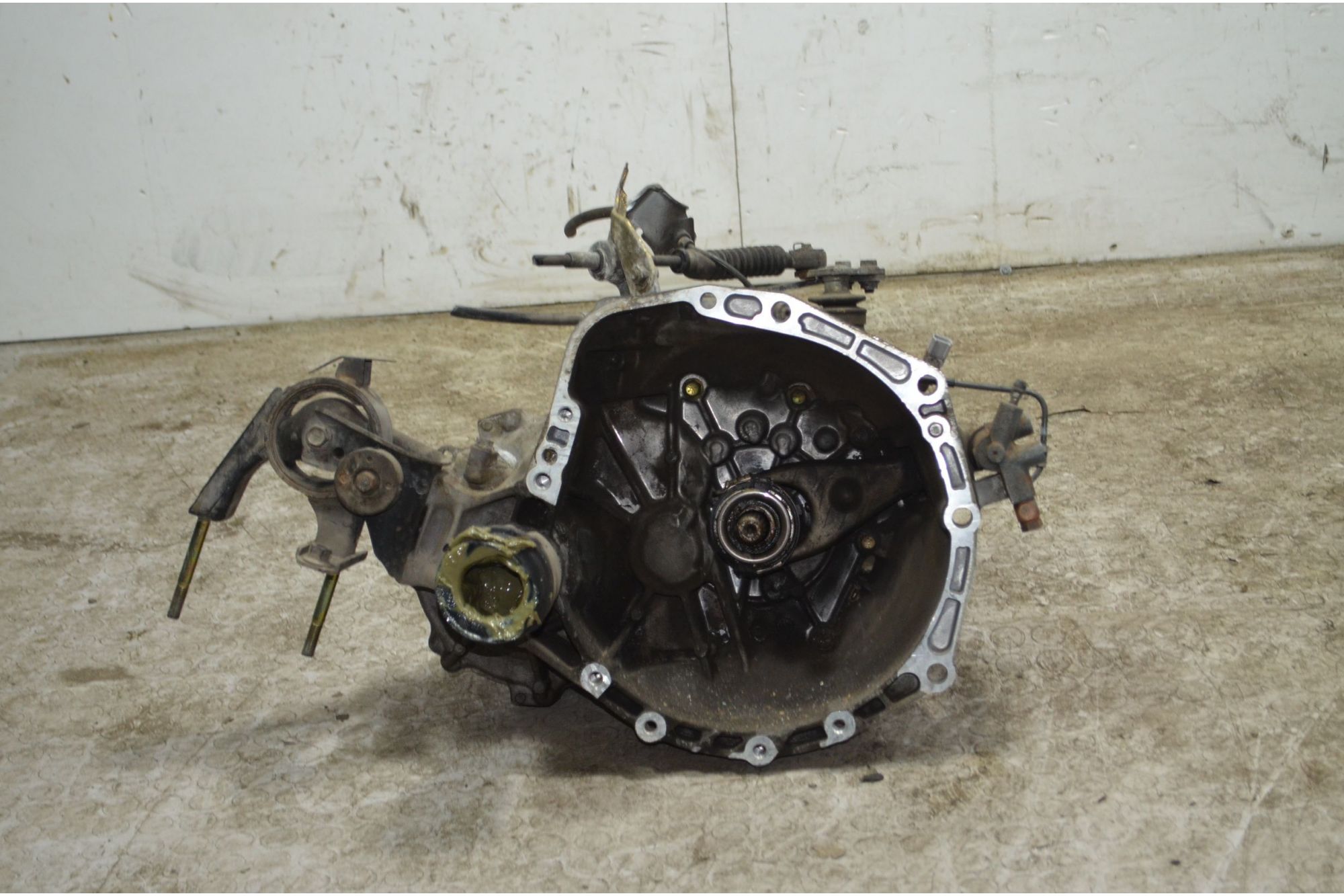 Cambio manuale Toyota Yaris Dal 1999 al 2005 Cod Motore 1SZ  1747753755687