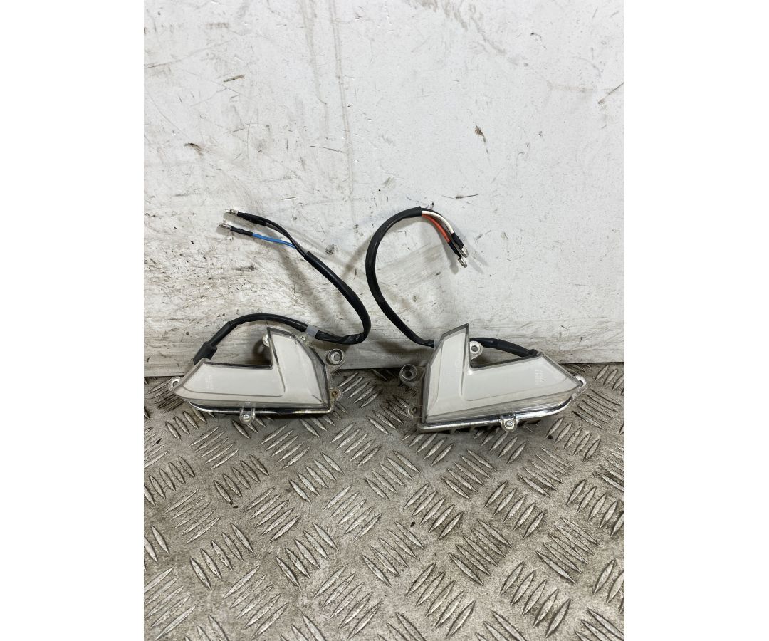 Coppia Frecce Anteriori Silence S01 Plus Dal 2021 Al 2025 1747836610186 Coppia Frecce Anteriori Silence S01 Plus Dal 2021 Al 2025 1747836610186