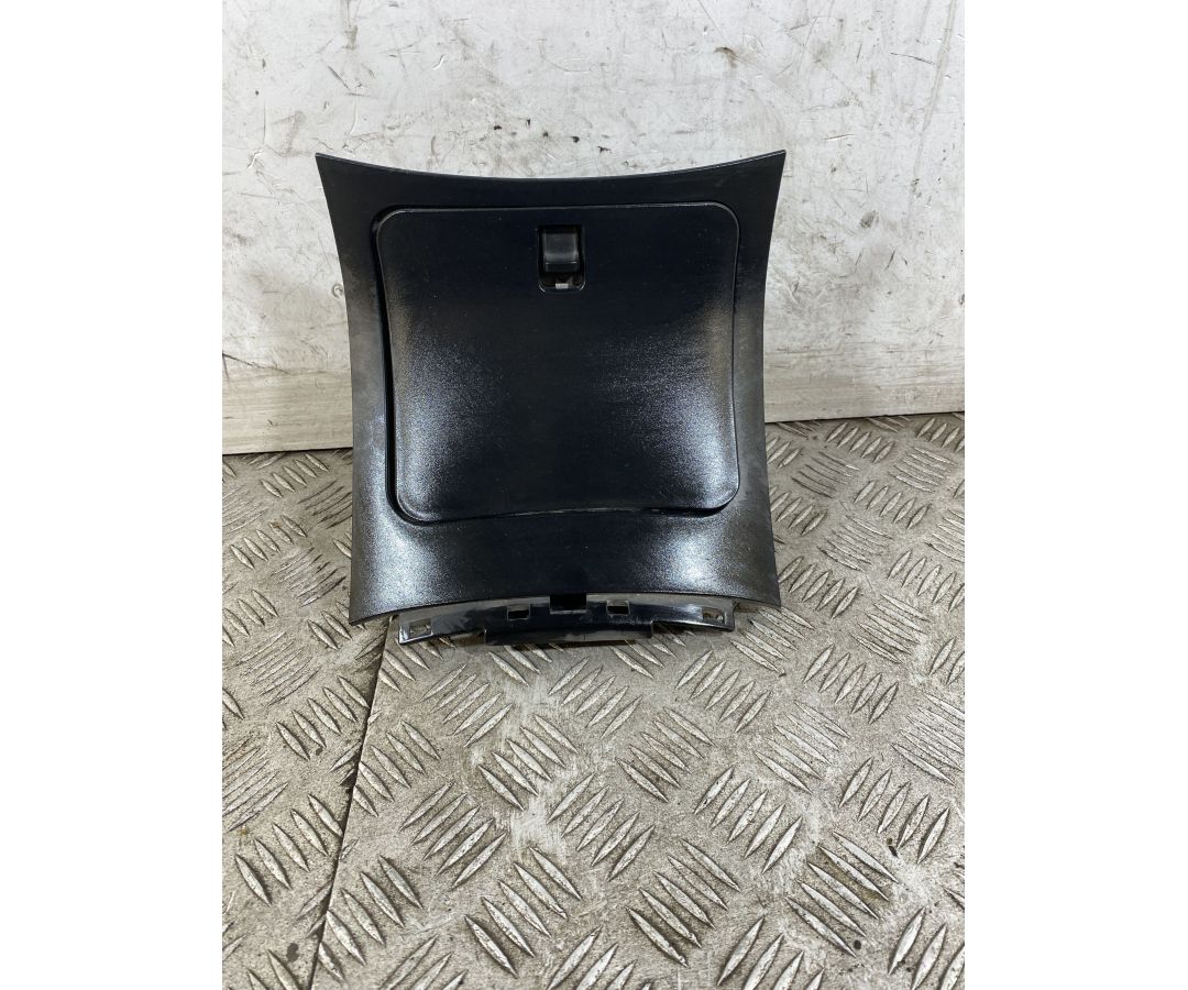 Carena Sportello benzina Yamaha Majesty 400 dal 2004 al 2008 1747900441357 Carena Sportello benzina Yamaha Majesty 400 dal 2004 al 2008 1747900441357