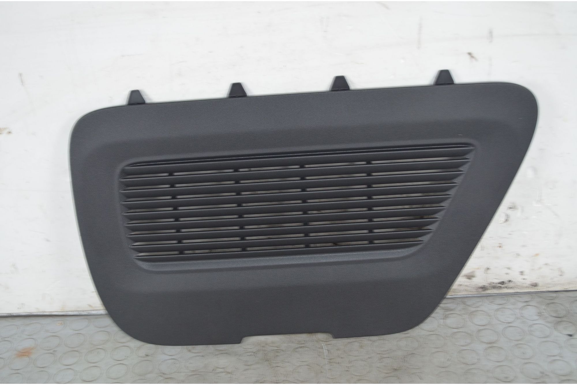 Coperchio laterale bagagliaio posteriore DX Opel Crossland X Dal 2017 in poi Cod 13475636  1747904296328