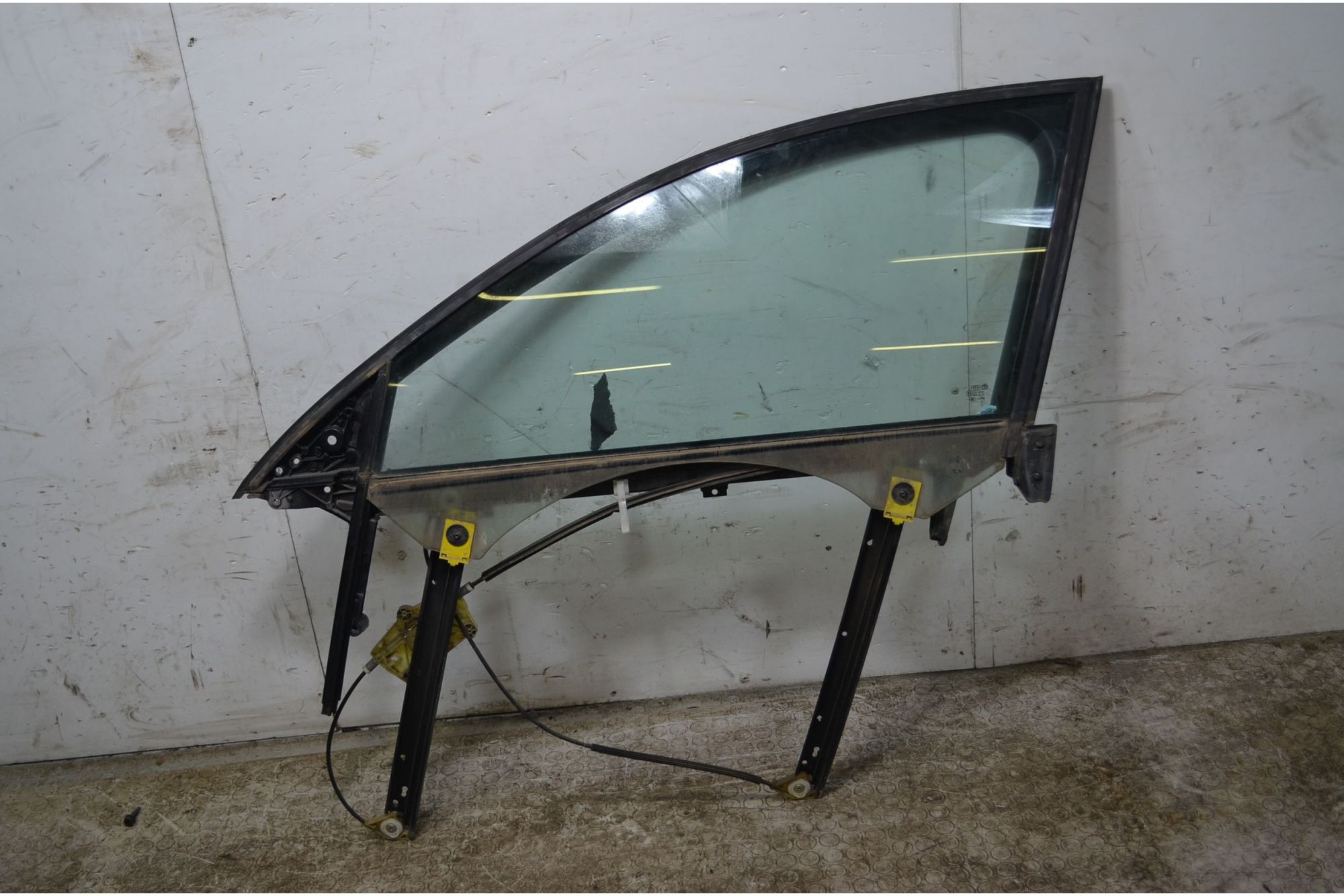 Vetro Scendente Ante SX + Macchinetta Alzacristalli Audi A6 C6 Dal 2004 al 2012 Cod 4F0837629  1747903851740