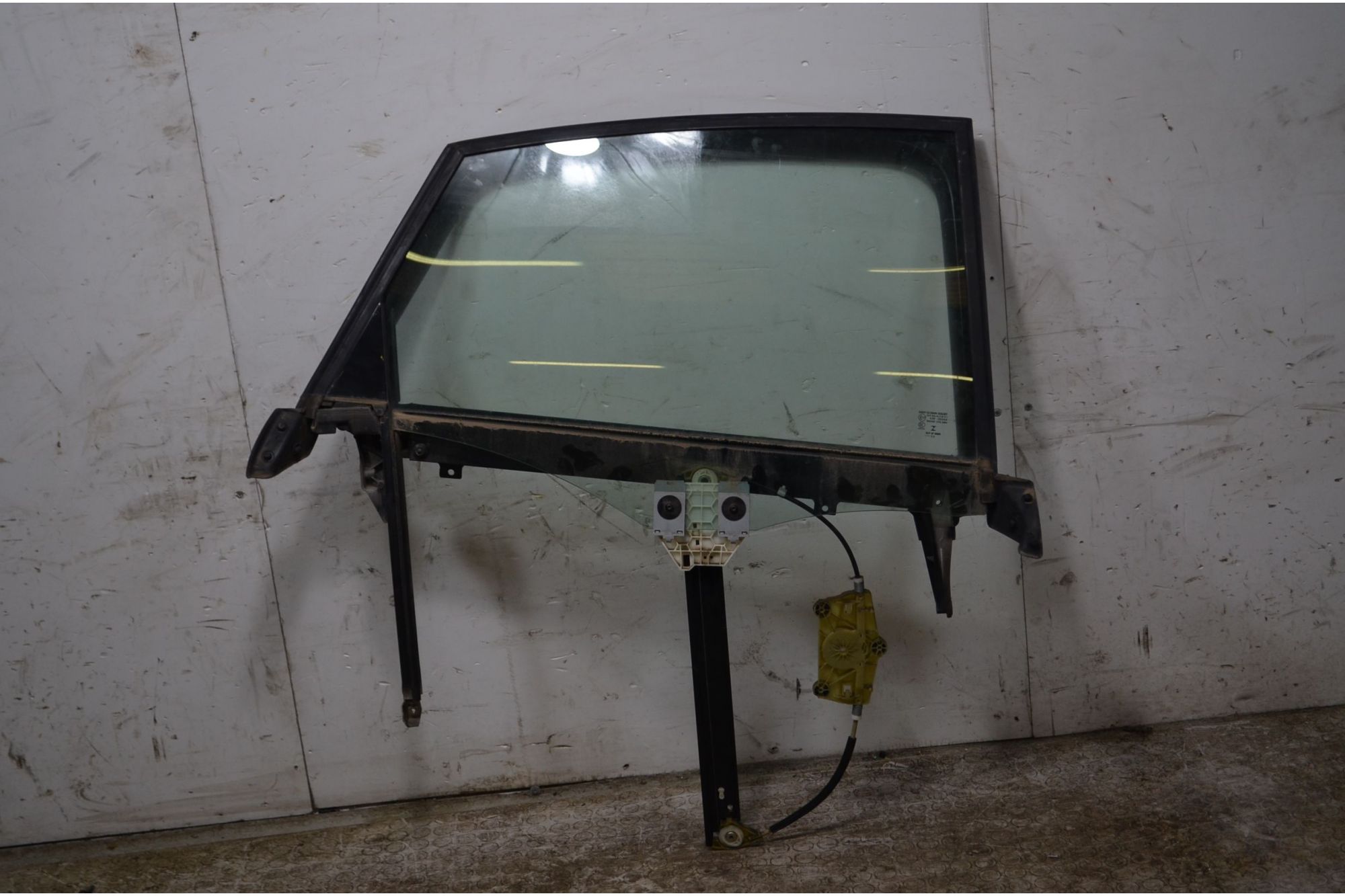 Vetro Scendente Post DX + Macchinetta Alzacristalli Audi A6 C6 Dal 2004 al 2012 Cod 4F0839462B  1747904284578