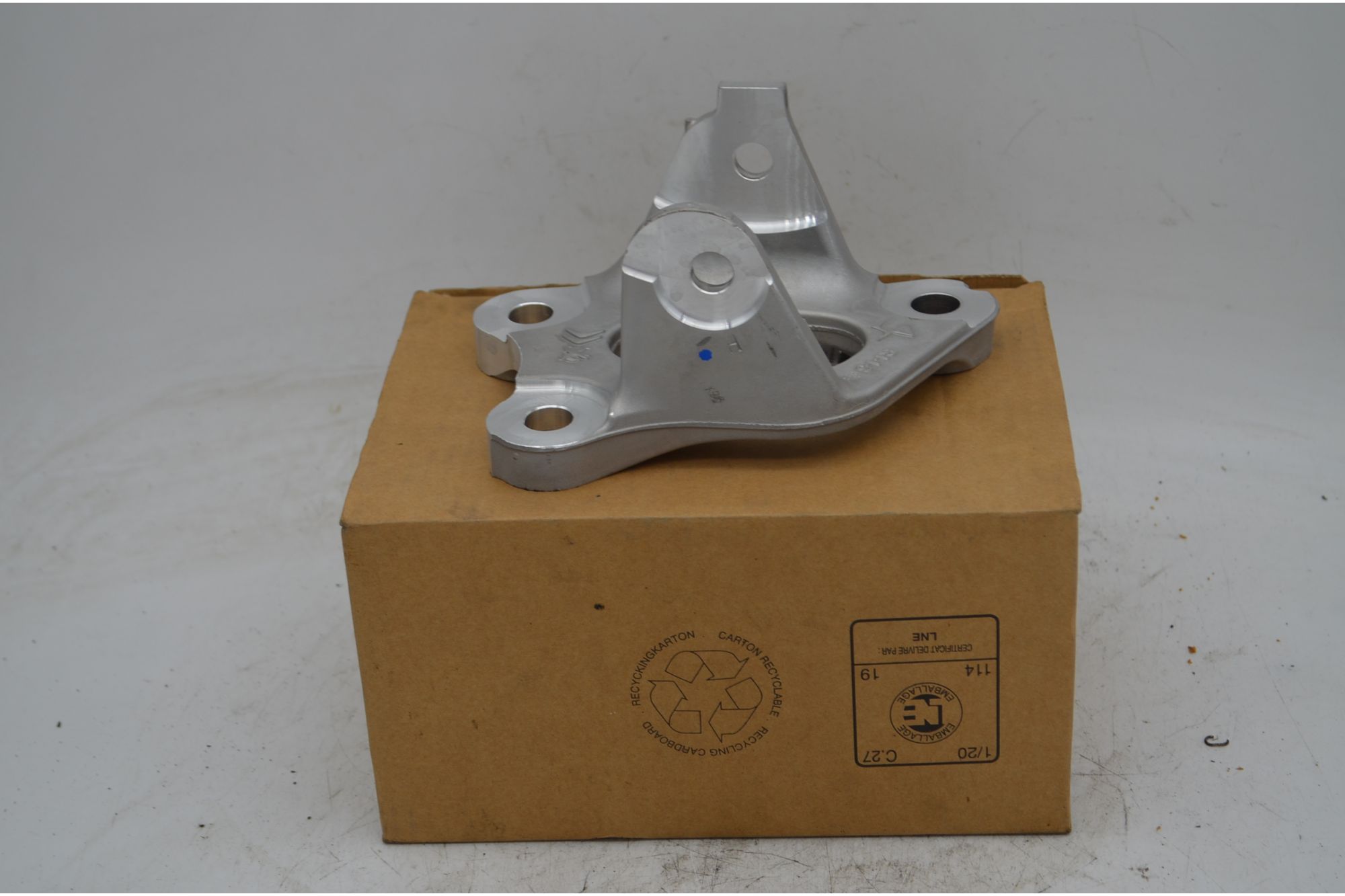 Staffa asse posteriore DX Opel Mokka E Dal 2020 in poi Cod 9835747380  1747909778171