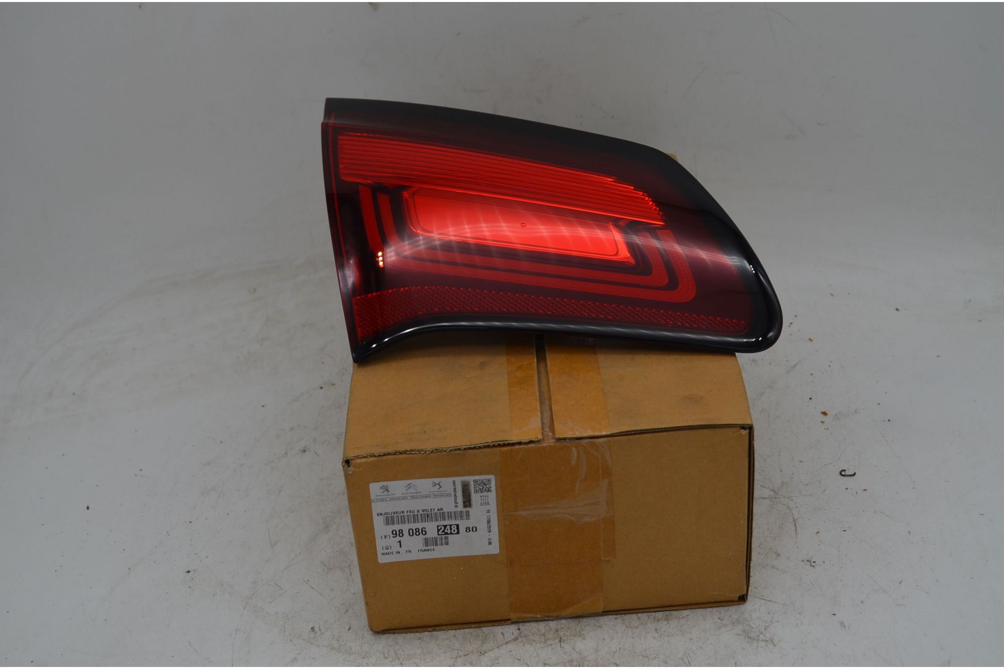 Fanale stop posteriore interno SX Citroen C4 II Dal 2010 al 2014 Cod 9808624880  1747926358882