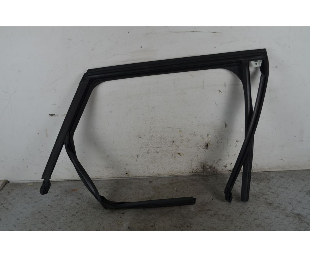 Guarnizione Portiera Posteriore DX Opel Crossland X Dal 2017 al 2024 Cod 39125419 1747992919376 Guarnizione Portiera Posteriore DX Opel Crossland X Dal 2017 al 2024 Cod 39125419 1747992919376