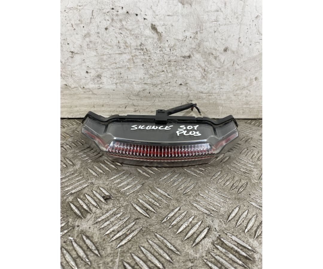 Fanale Stop Posteriore Silence S01 Plus Dal 2021 Al 2025 1747993889401 Fanale Stop Posteriore Silence S01 Plus Dal 2021 Al 2025 1747993889401