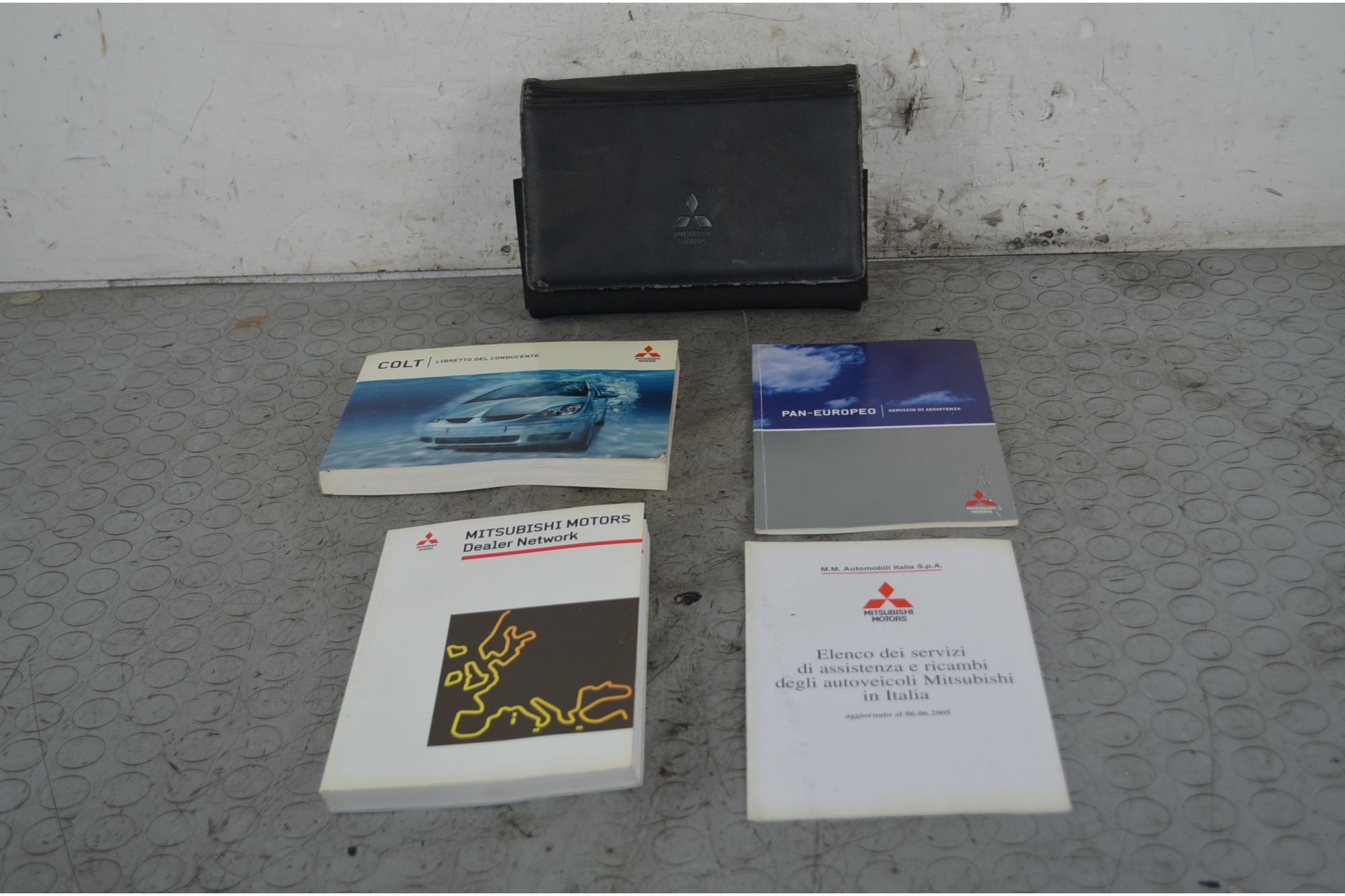 Libretto Uso e Manutenzione Mitsubishi Colt V 4P Dal 2004 al 2012  1748011918585