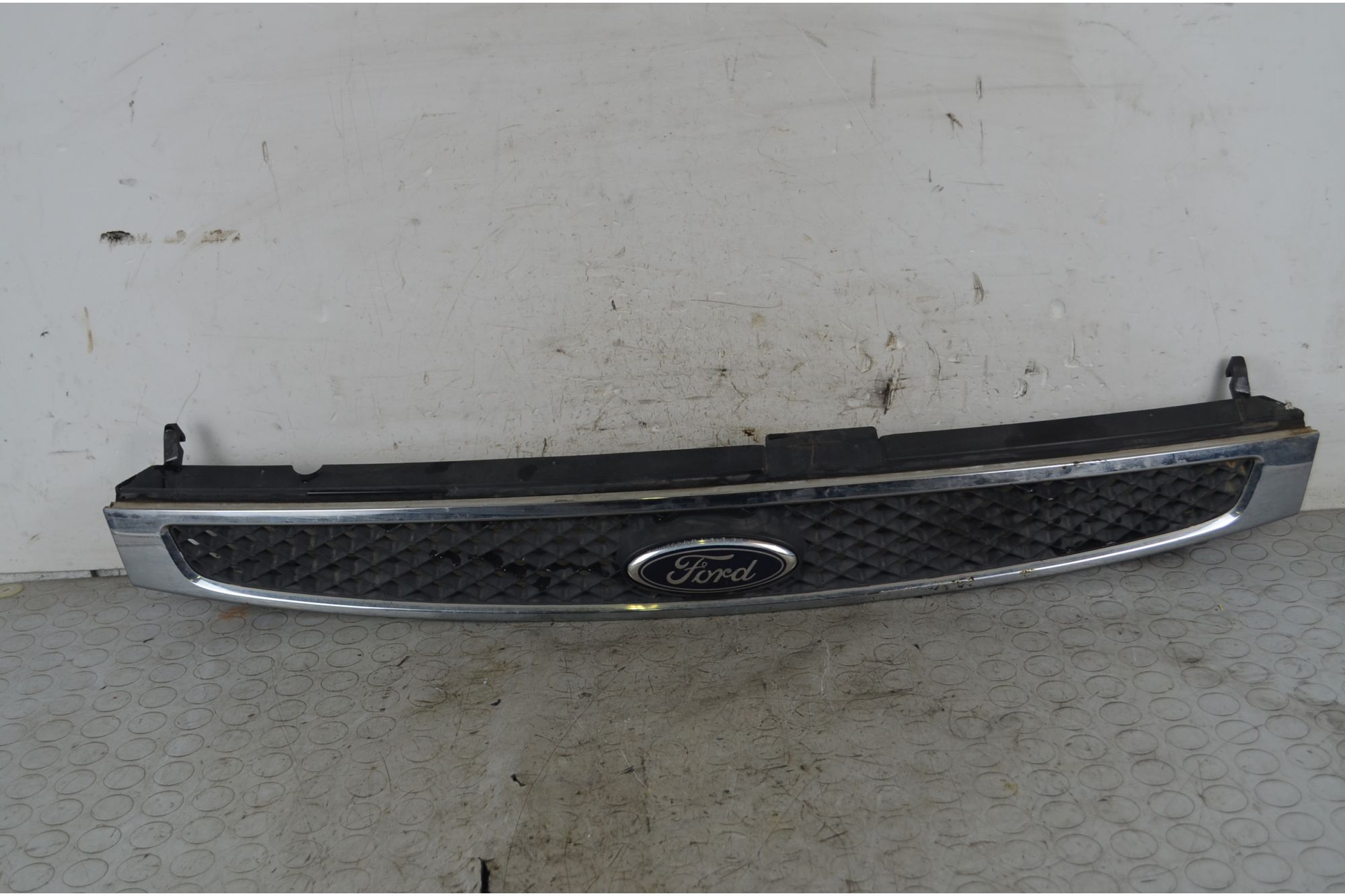 Griglia Anteriore Ford Fiesta V Dal 2002 al 2008 Cod 1241250405  1748248799131