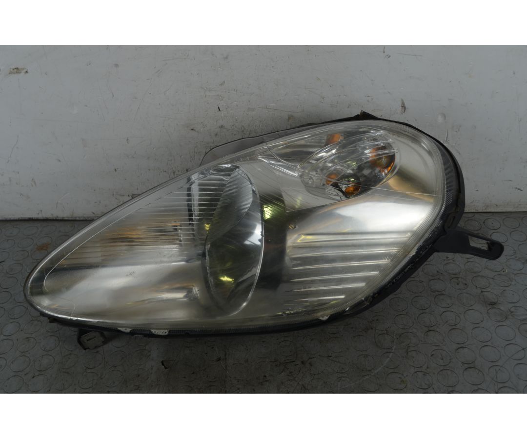Faro Anteriore SX Fiat Grande Punto Dal 2005 al 2018 Cod 51701593 1748256518014 Faro Anteriore SX Fiat Grande Punto Dal 2005 al 2018 Cod 51701593 1748256518014
