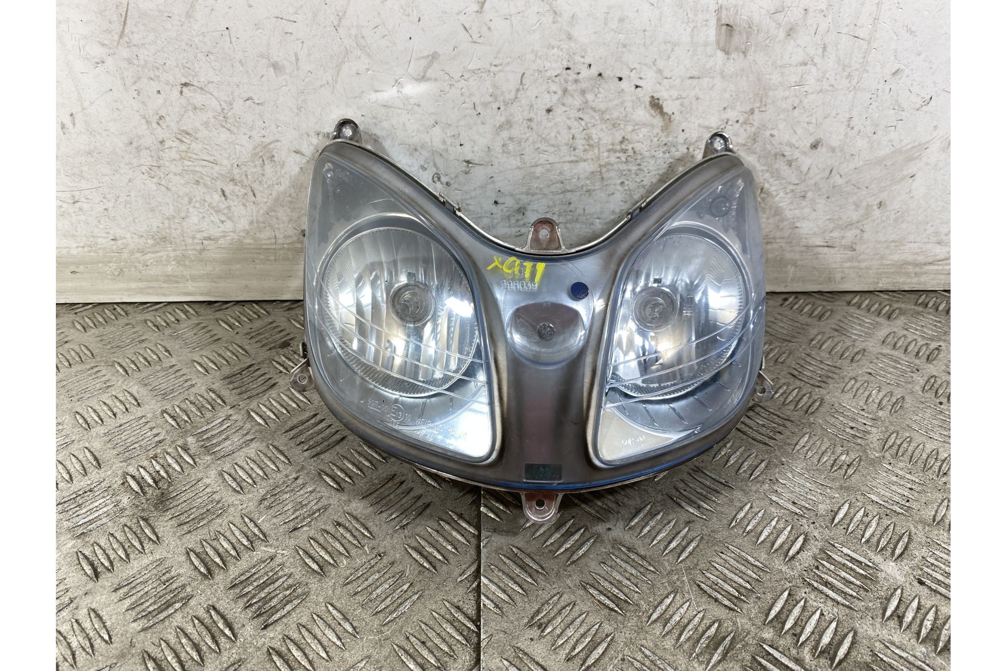 Faro Fanale Anteriore Yamaha X-City Xcity 250 dal 2006 al 2016  1748272912544