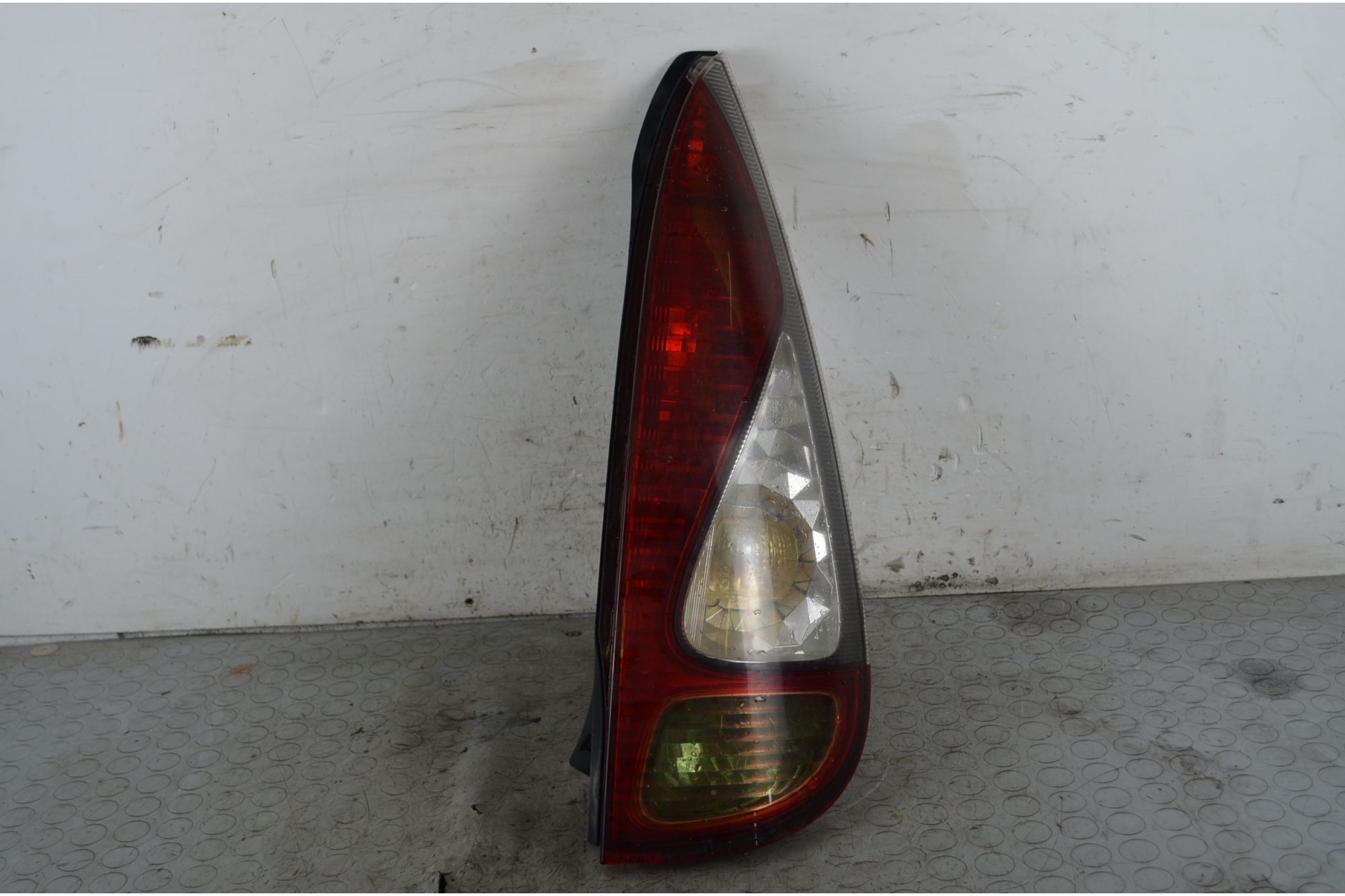 Fanale Stop Posteriore DX Toyota Yaris Verso Dal 2003 al 2007 Cod 8155052351  1748330956336