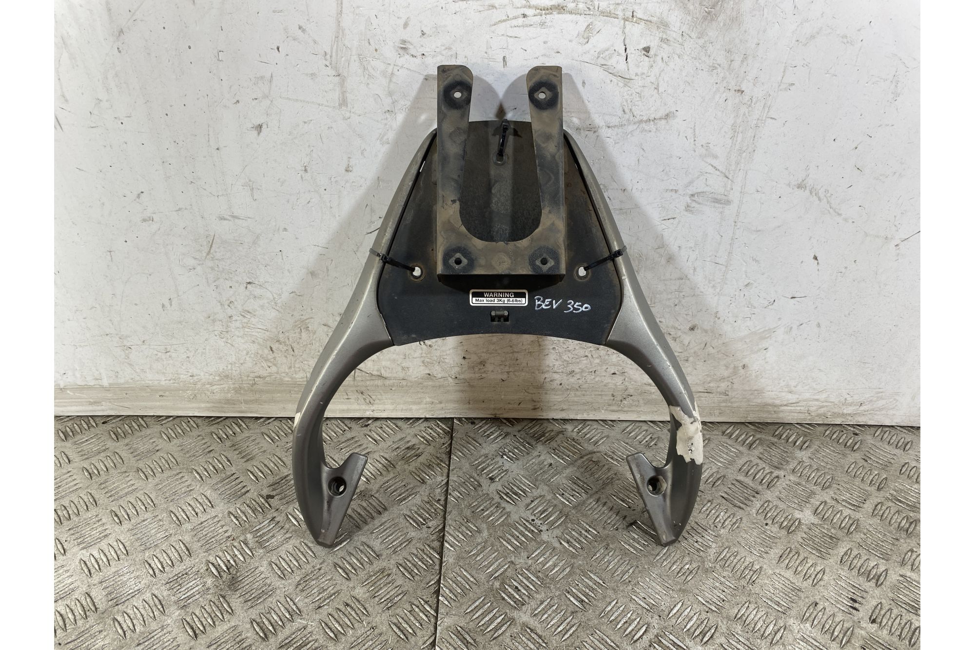 Maniglione portapacchi Posteriore Piaggio Beverly 350 dal 2011 al 2018  1748336697561