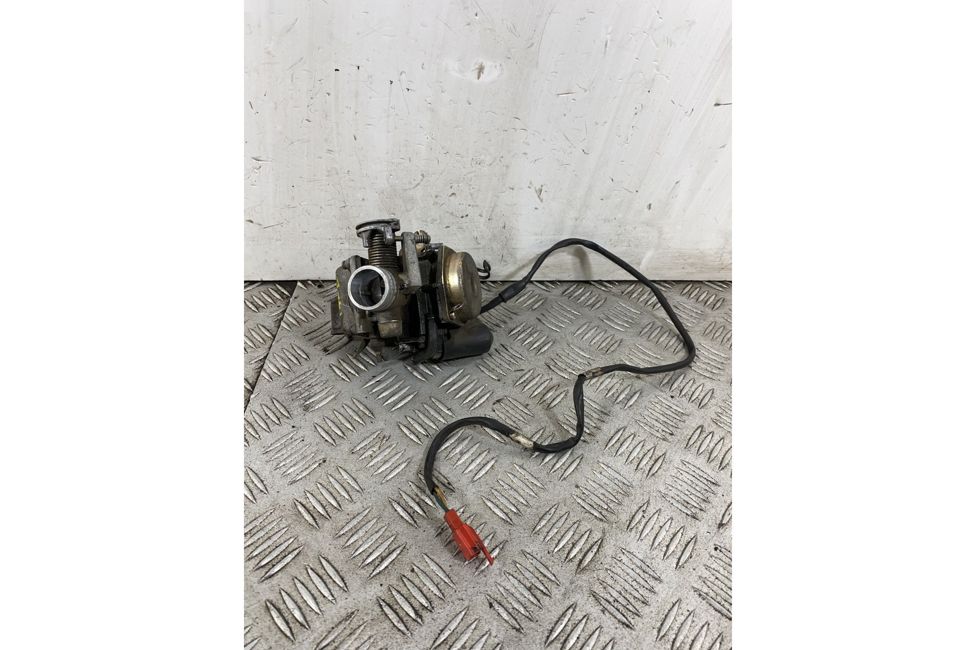 Carburatore Peugeot Tweet 125 / 150 dal 2010 al 2017  1748343028051