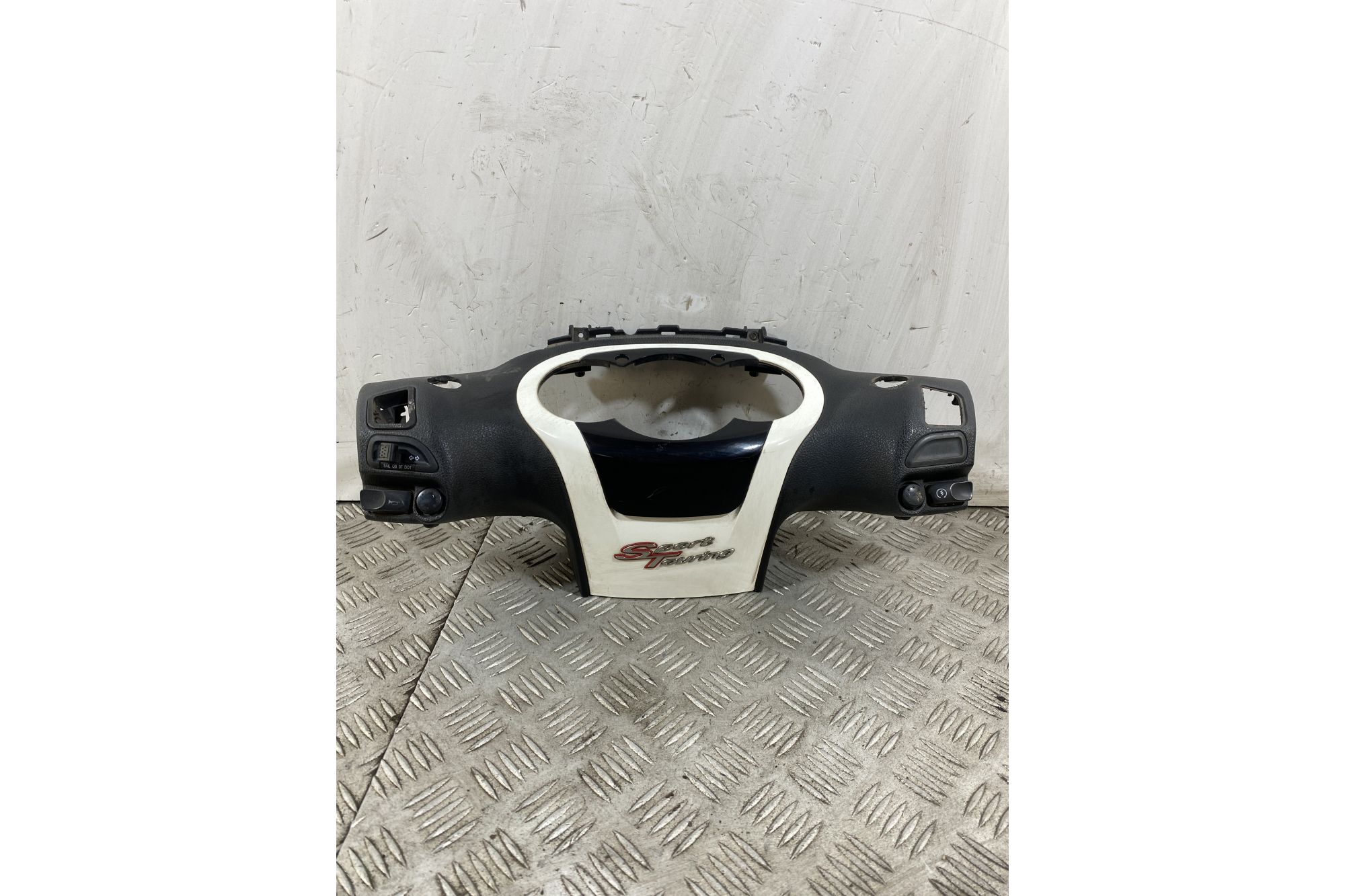 Carena Portastrumentazione Piaggio Beverly 350 dal 2011 al 2018  1748418105571