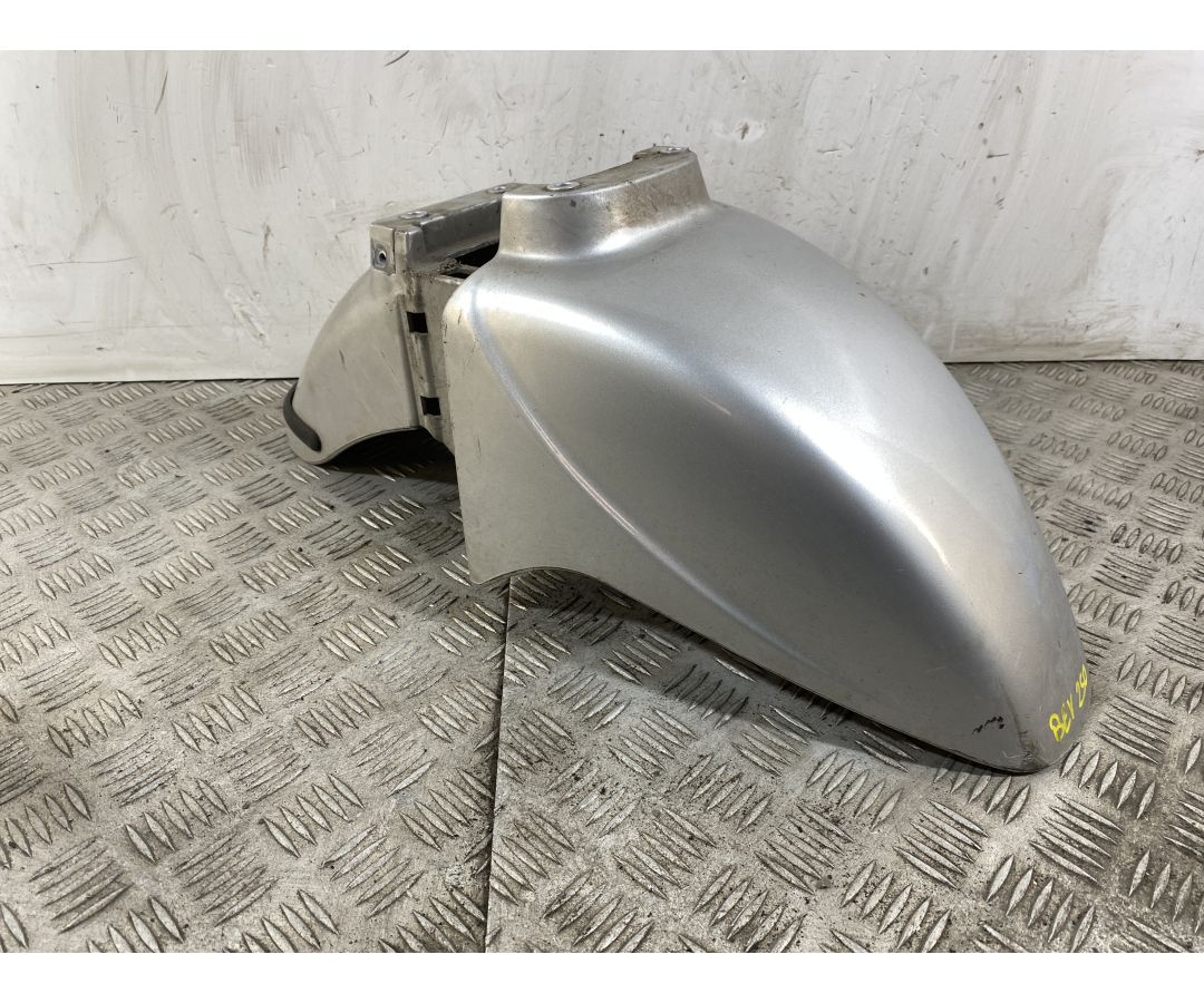 Carena parafango Anteriore Piaggio Beverly 250 dal 2001 al 2010 1748419830700 Carena parafango Anteriore Piaggio Beverly 250 dal 2001 al 2010 1748419830700