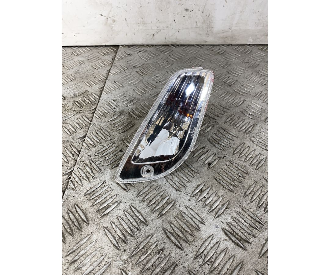 Freccia Anteriore Sinistra Sx Piaggio Vespa LX 50 / 125 / 150 Dal 2012 al 2013 1748423643181 Freccia Anteriore Sinistra Sx Piaggio Vespa LX 50 / 125 / 150 Dal 2012 al 2013 1748423643181