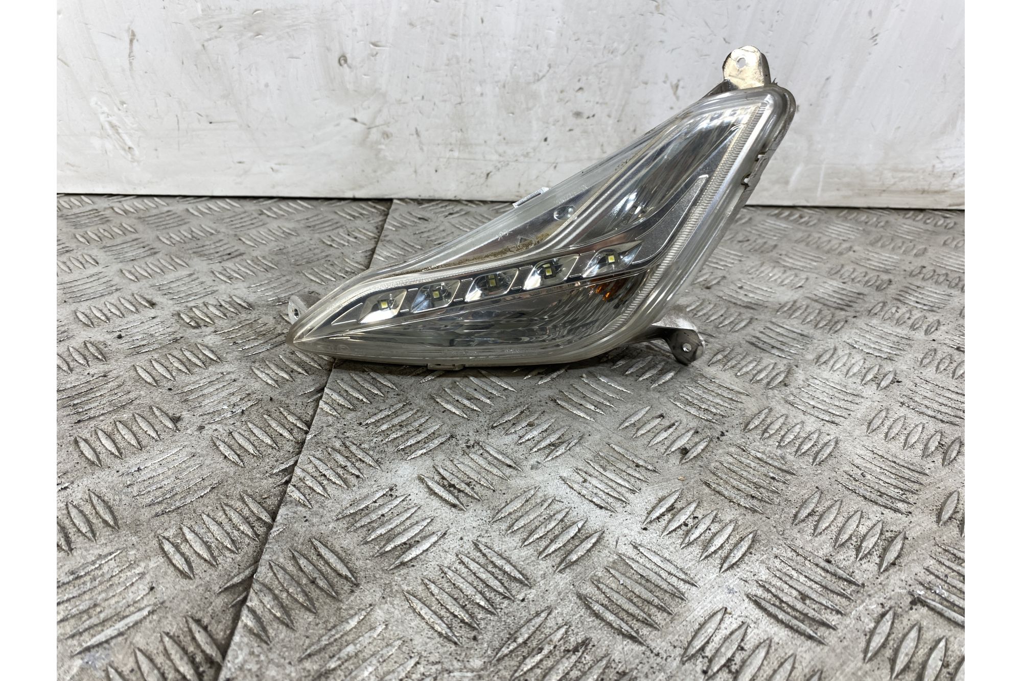 Freccia Anteriore Sinistra Sx Piaggio Beverly 250 dal 2001 al 2010  1748425745173