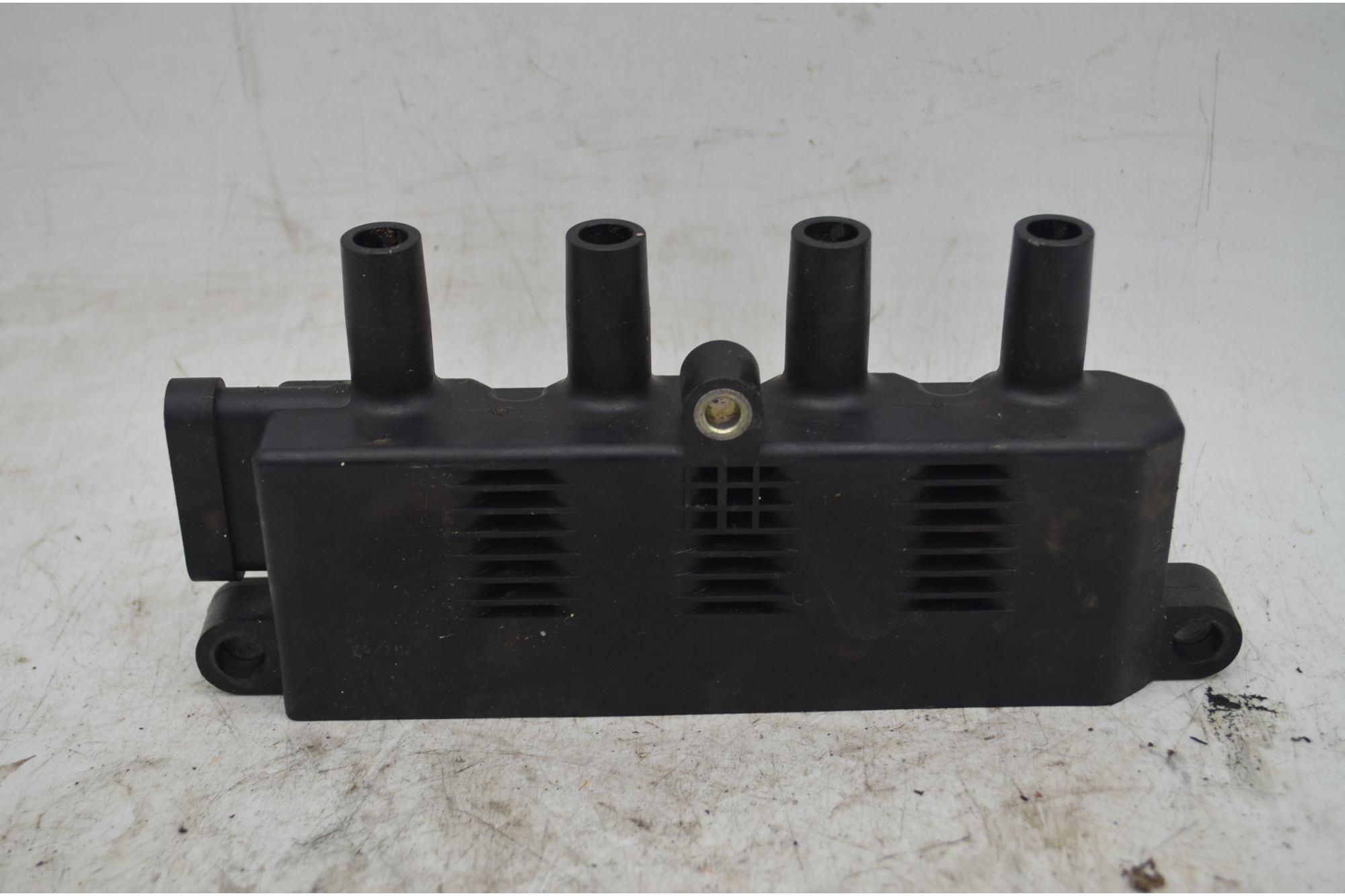 Bobina accensione Fiat Grande Punto dal 2005 al 2008 Cod BAE940A  1748436844940