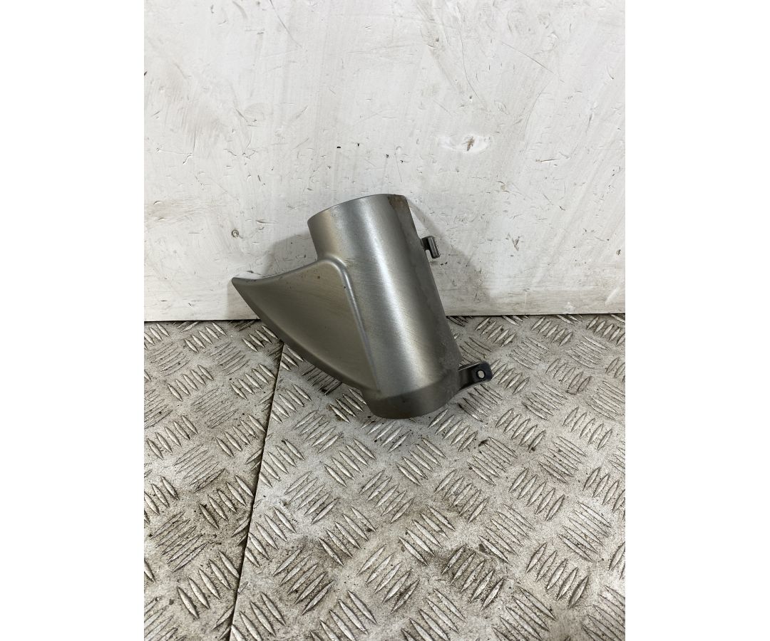 Paraforcella Destro Dx Piaggio Beverly 350 dal 2011 al 2018 1748503028143 Paraforcella Destro Dx Piaggio Beverly 350 dal 2011 al 2018 1748503028143