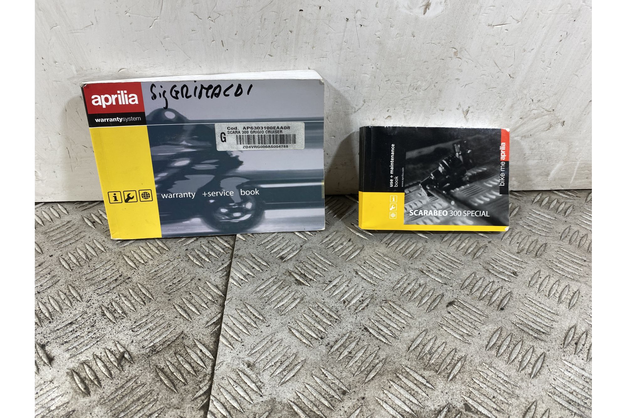 Libretto Uso e Manutenzione Aprilia Scarabeo 300 Special Dal 2009 al 2013  1748507846873