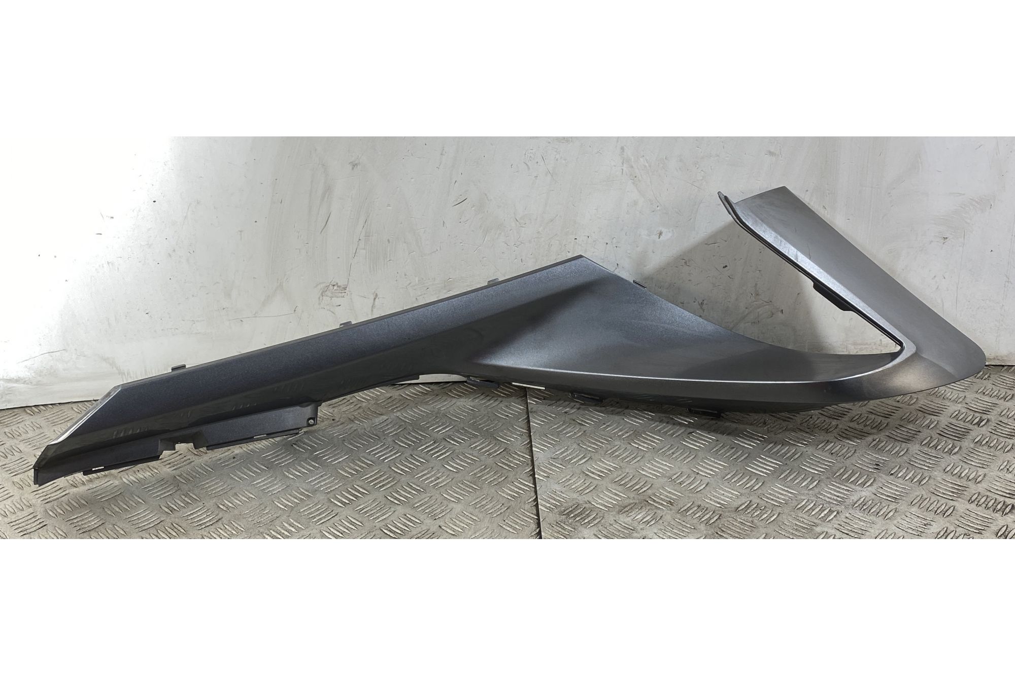 Carena Fianchetto Tunnel Sinistro SX Honda SW-T 400 dal 2008 al 2016  1748529593427