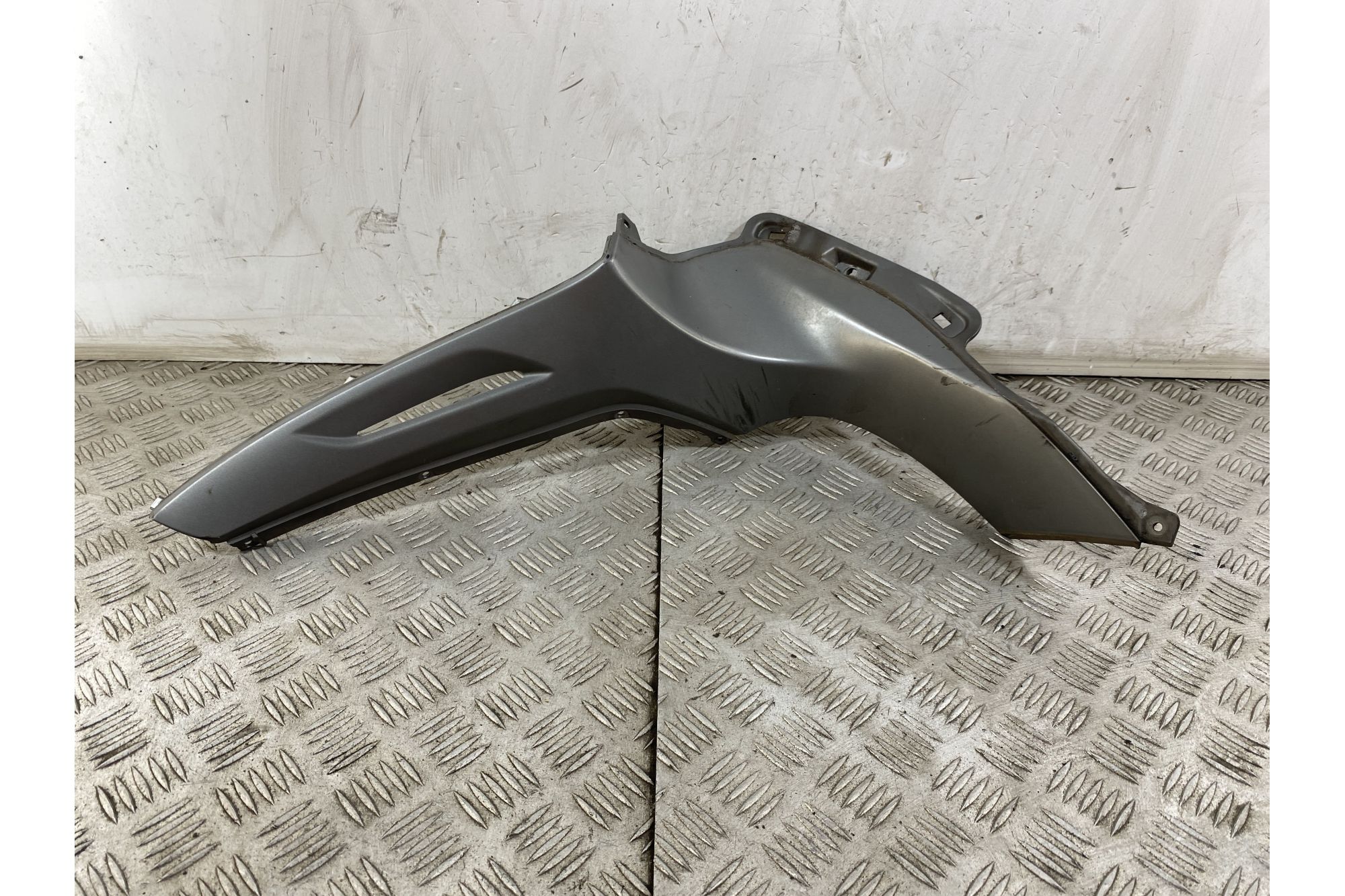 Carena Fianchetto Centrale Destro Dx Piaggio Beverly 350 dal 2011 al 2018  1748528558670