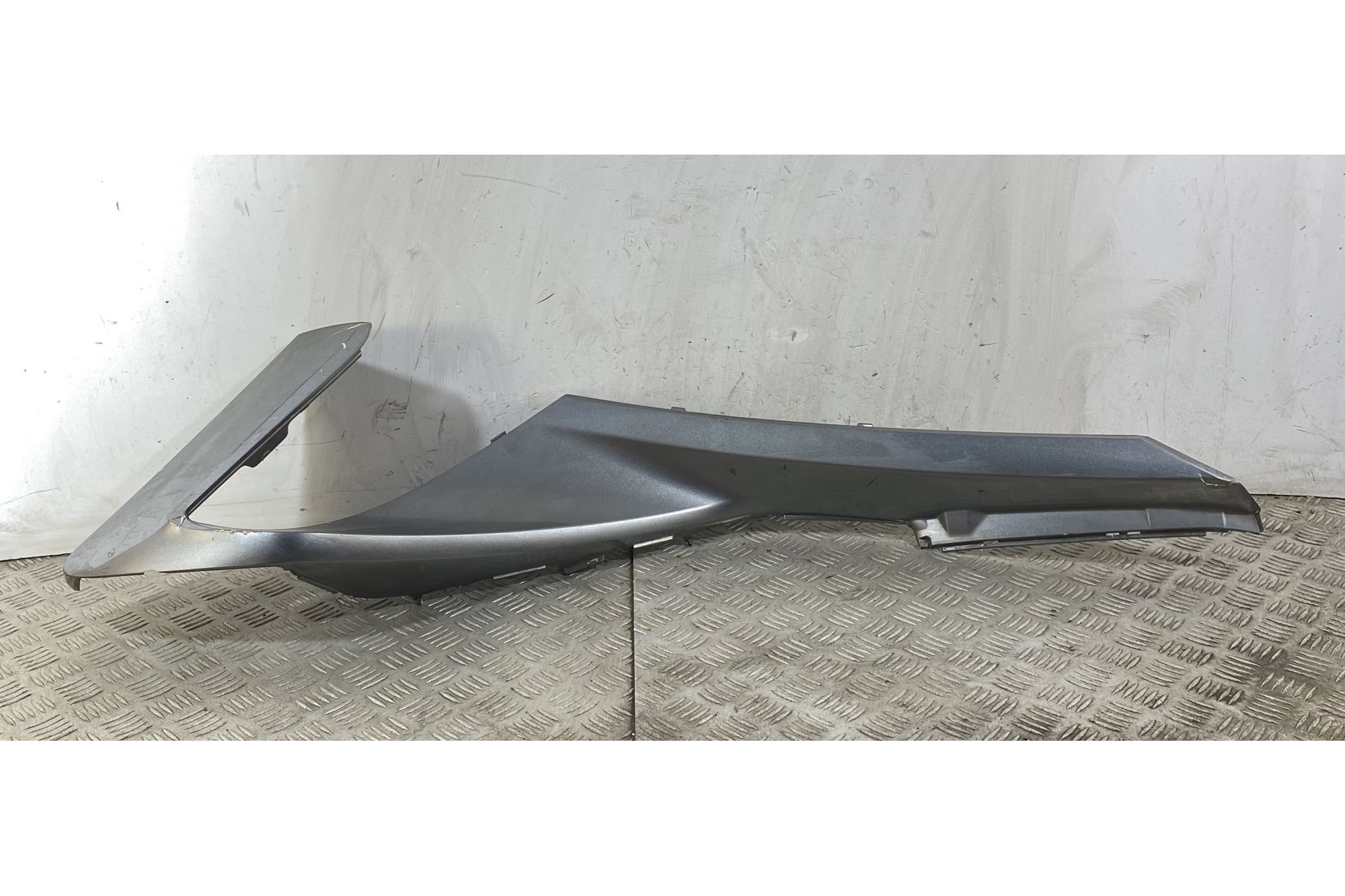Carena Fianchetto Tunnel Destro DX Honda SW-T 400 dal 2008 al 2016  1748529904728