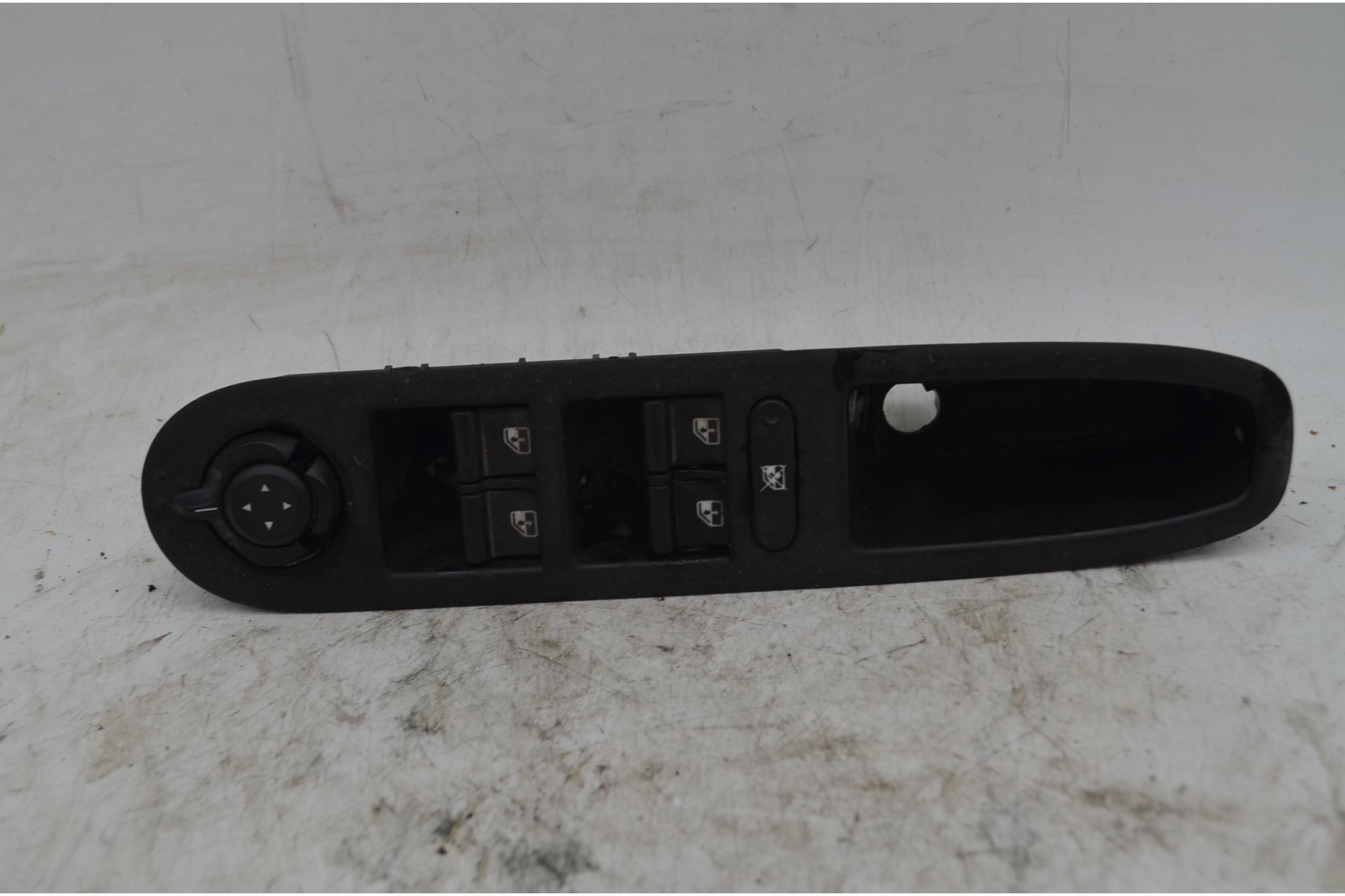 Pulsantiera Alzacristalli Anteriore SX Alfa Romeo 159 Dal 2005 al 2011 Cod 156077483  1748586835454