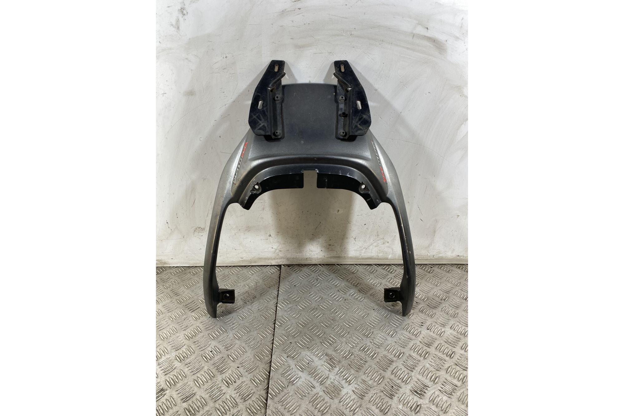 Maniglione Portapacchi posteriore Honda Silver Wing 400 Dal 2001 al 2009  1748601858932