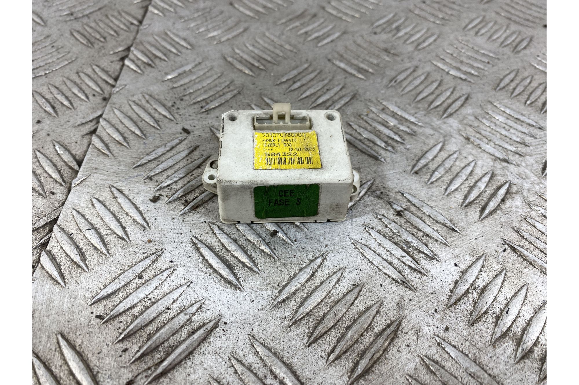 Centralina Sensore Sonda Livello Benzina Piaggio Beverly 500 dal 2002 al 2006  1748602205858