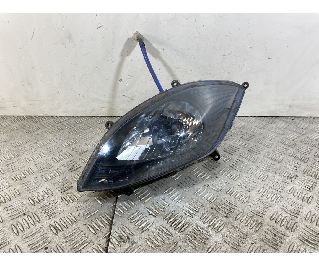 Faro Fanale Anteriore Sinistro Sx Kymco Xciting 300 R dal 2007 al 2014 1748609785971 Faro Fanale Anteriore Sinistro Sx Kymco Xciting 300 R dal 2007 al 2014 1748609785971