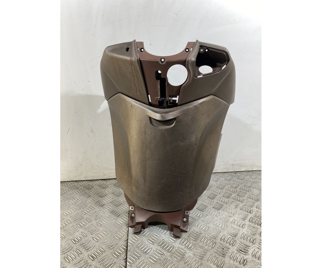 Carena Retroscudo Piaggio Beverly 300 dal 2011 al 2018 1748613955254 Carena Retroscudo Piaggio Beverly 300 dal 2011 al 2018 1748613955254