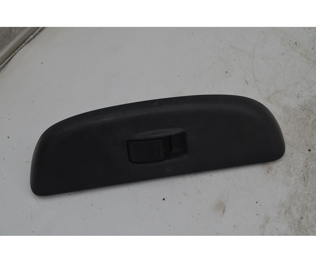 Pulsantiera alzacristalli anteriore DX Toyota Yaris Dal 2000 al 2007 Cod 6926052050B2 1748934700601 Pulsantiera alzacristalli anteriore DX Toyota Yaris Dal 2000 al 2007 Cod 6926052050B2 1748934700601