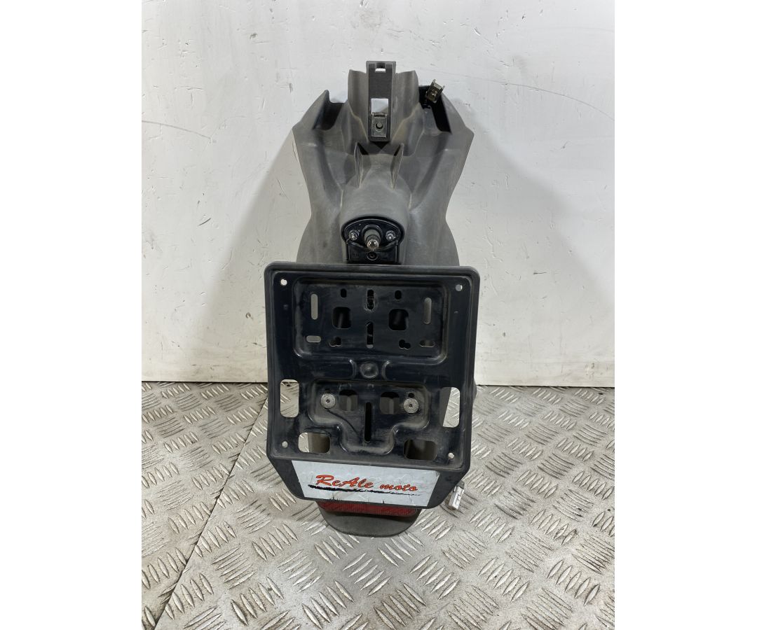 Carena Portatarga Piaggio Beverly 300 dal 2011 al 2018 1748936040422 Carena Portatarga Piaggio Beverly 300 dal 2011 al 2018 1748936040422