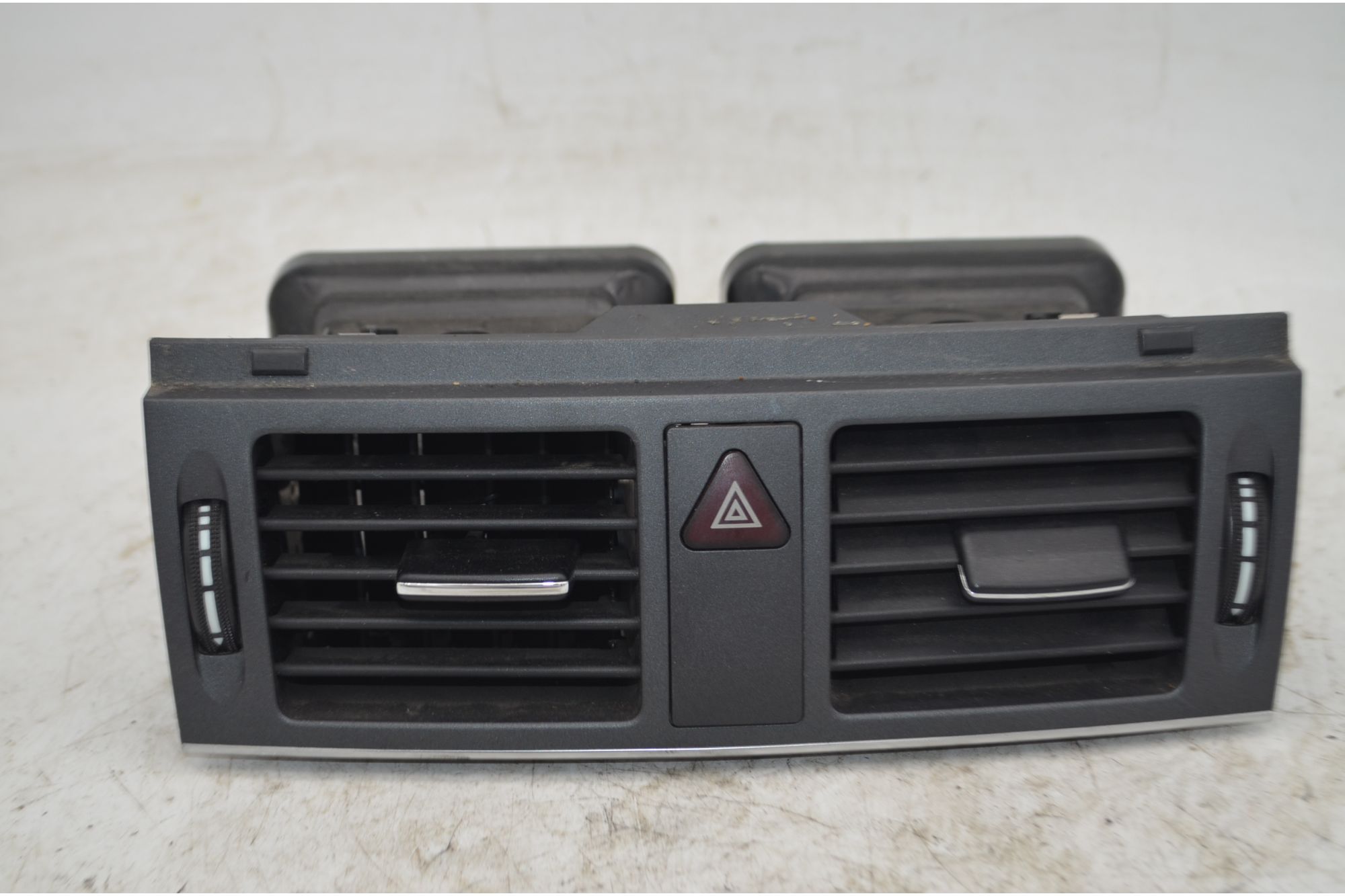 Bocchette Aria Anteriori Centrali Mercedes Classe C W204 Dal 2007 al 2013 Cod A2048307254  1748956415118