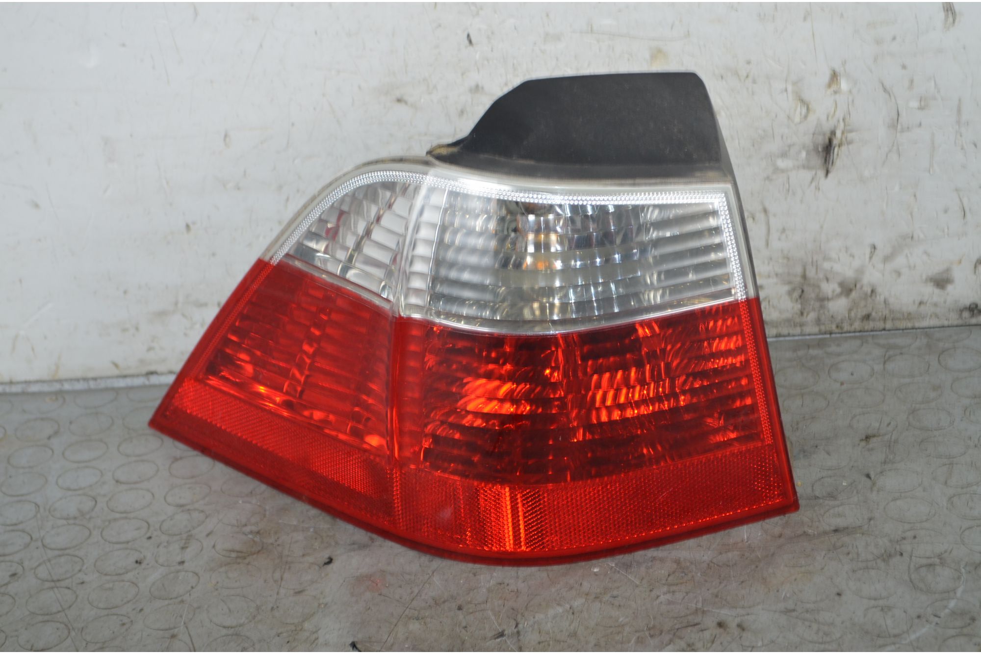 Fanale Stop Posteriore SX Esterno BMW Serie 5 E60 Dal 2003 al 2010 Cod 63217177693  1749020706392